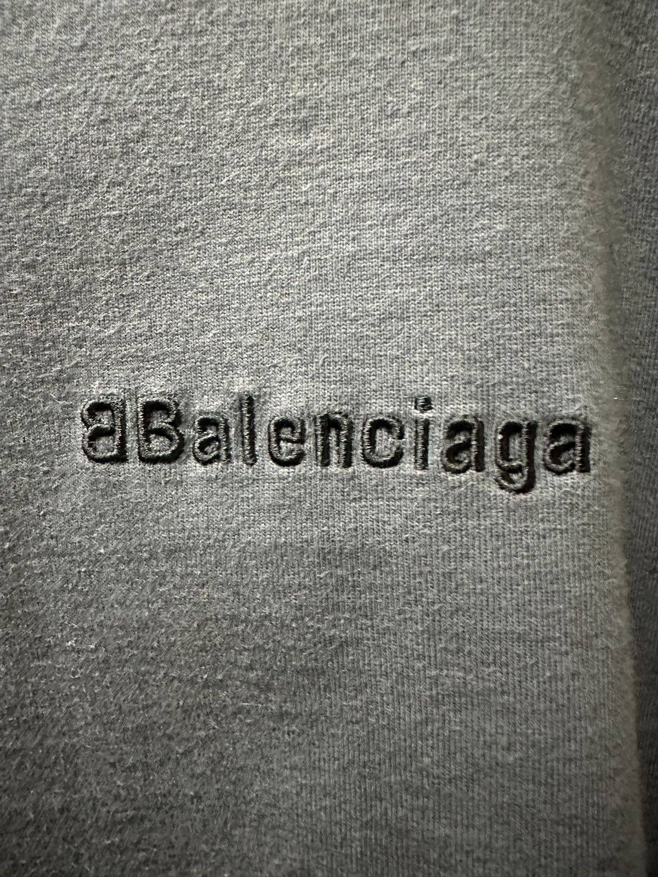 Balenciaga Balenciaga Tshirt Size US L / EU 52-54 / 3 - 2 Thumbnail