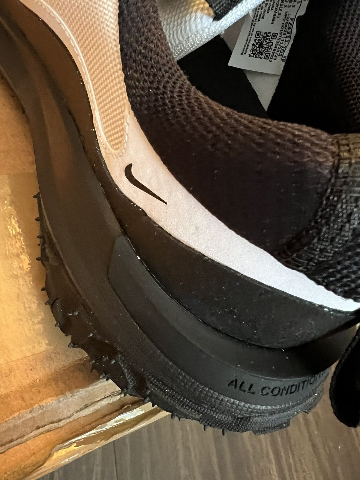 Comme des Garcons × Nike ACG Nike ACG x Comme des Garcons Mountain Fly2 10.5 Size US 10.5 / EU 43-44 - 6 Thumbnail