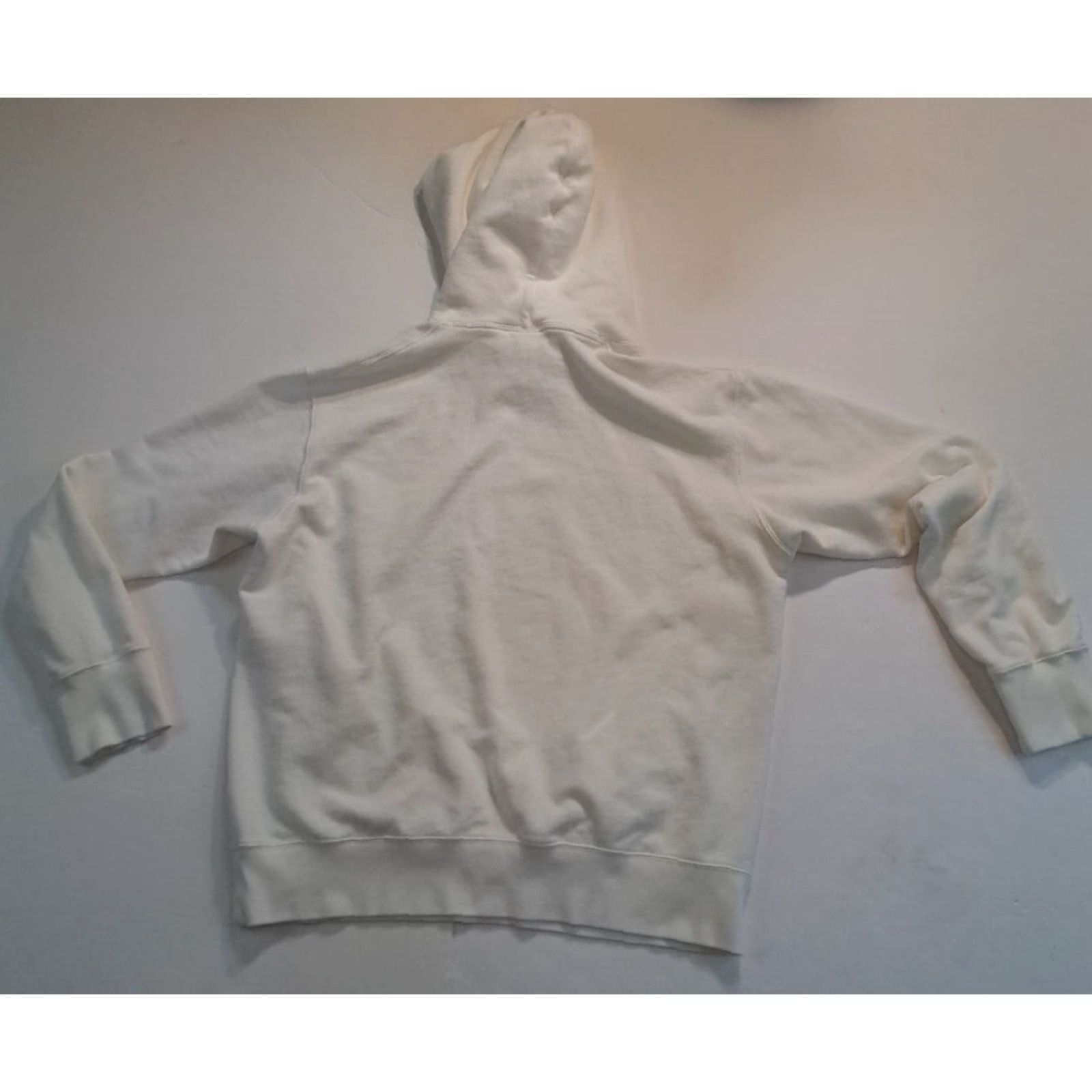 Uniqlo VINTAGE Uniqlo Sweatshirt Hoodie Pullover White L Men Art Museum of Fine Arts Boston UT Size US L / EU 52-54 / 3 - 8 Thumbnail