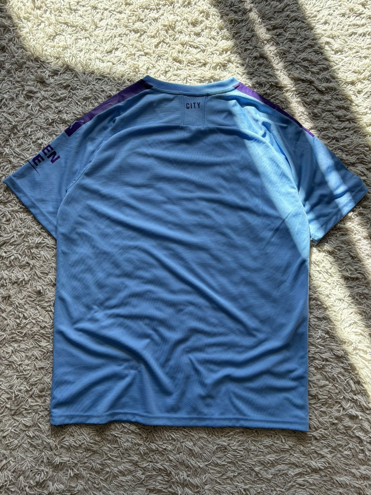 Vintage Vintage Streetwear Soccer Jersey Manchester City Size US L / EU 52-54 / 3 - 5 Thumbnail