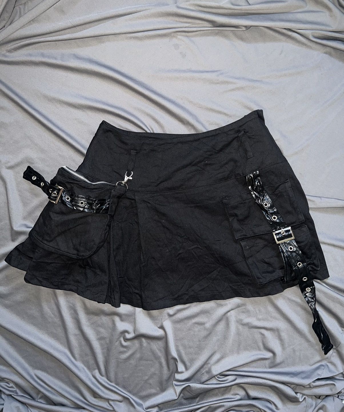 Japanese Brand Bodyline leather pocket mini skirt ♠️🧛🏻‍♀️ Size 26" / US 2 / IT 38 - 8 Thumbnail