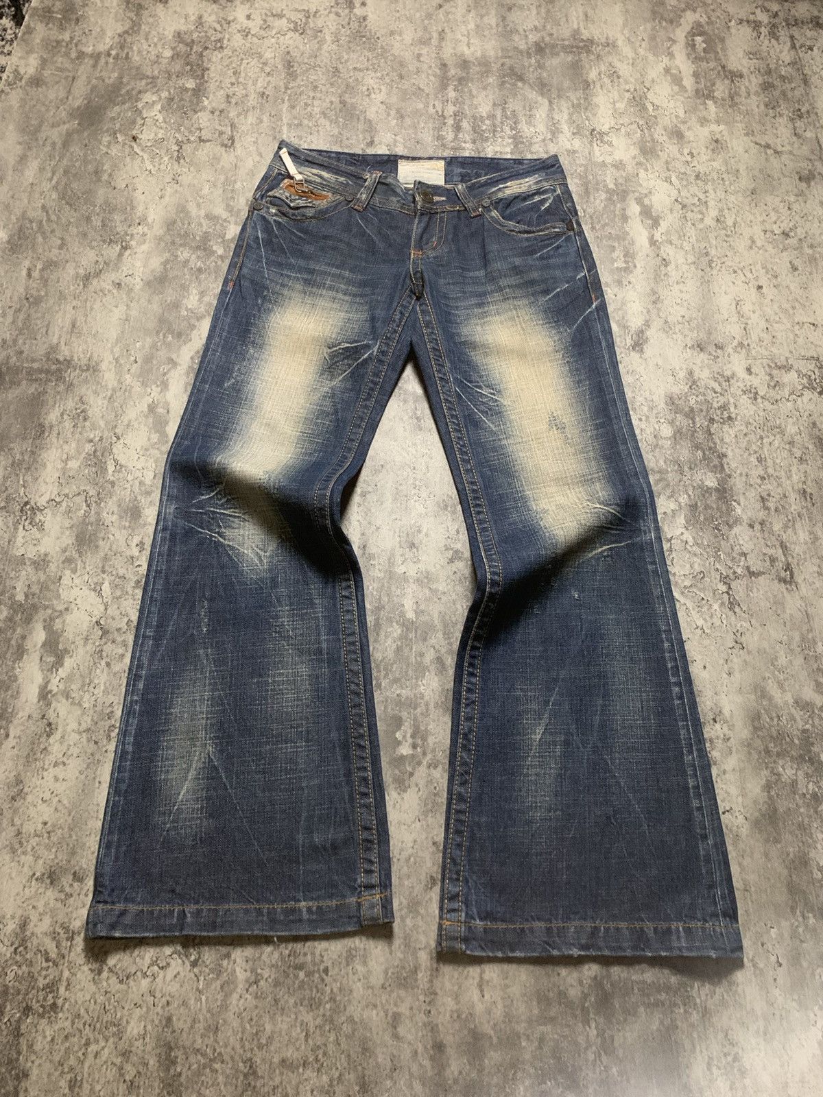 Tornado Mart Y2K Yoshitomo Nara x Lolita Acid Wash Clawmark Super Flare Size US 32 / EU 48 - 4 Thumbnail