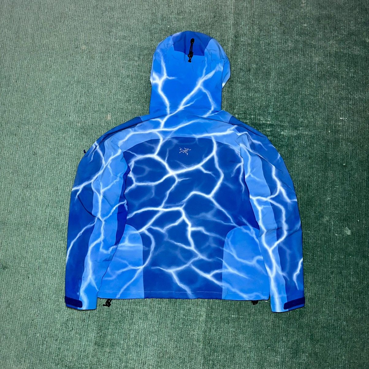 Arc'teryx 🥶Arc’teryx x BreakingDad420 Stingray goretex custom jacket Size US M / EU 48-50 / 2 - 13 Thumbnail