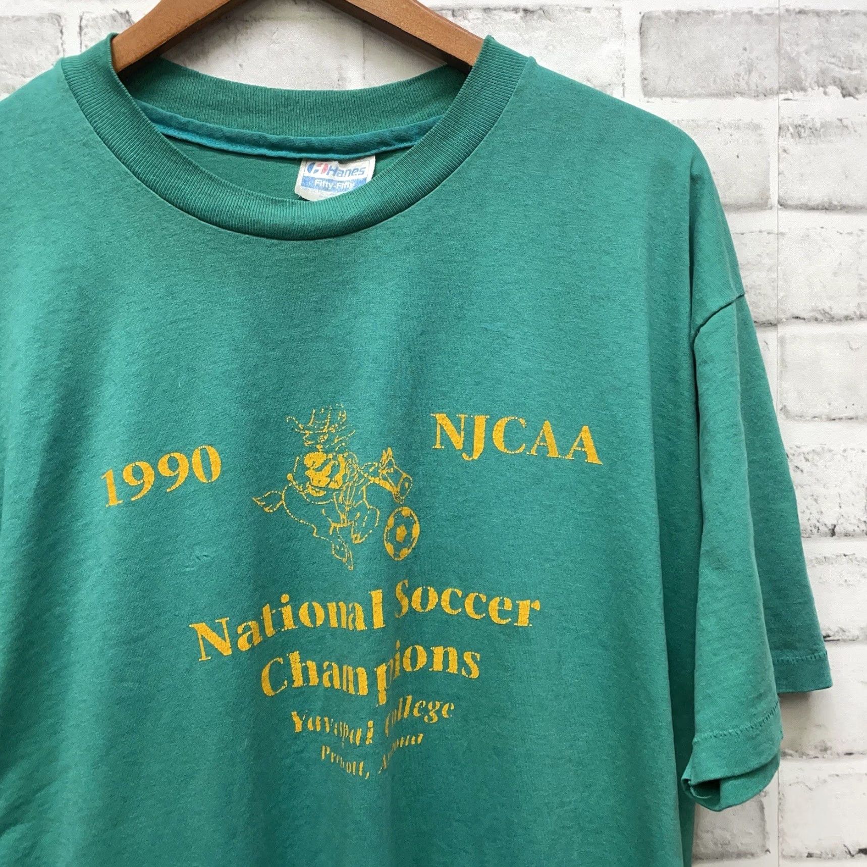 Hanes VINTAGE NJCAA Soccer Champions Hanes Graphic Tee Mens XL USA Blue Shirt Size US XL / EU 56 / 4 - 2 Thumbnail
