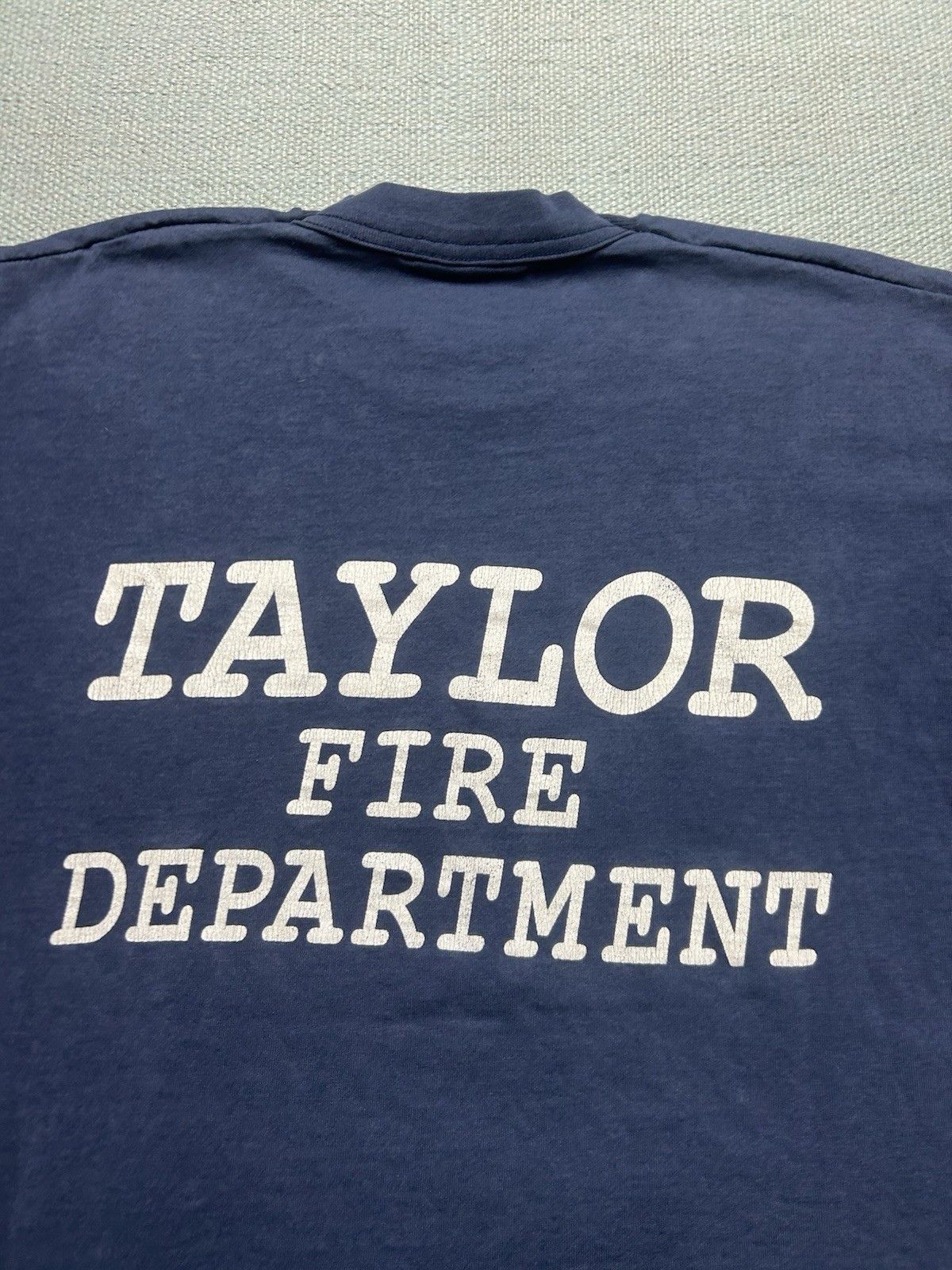 Vintage Vintage 90s t shirt Taylor fire department Michigan L Size US L / EU 52-54 / 3 - 7 Thumbnail