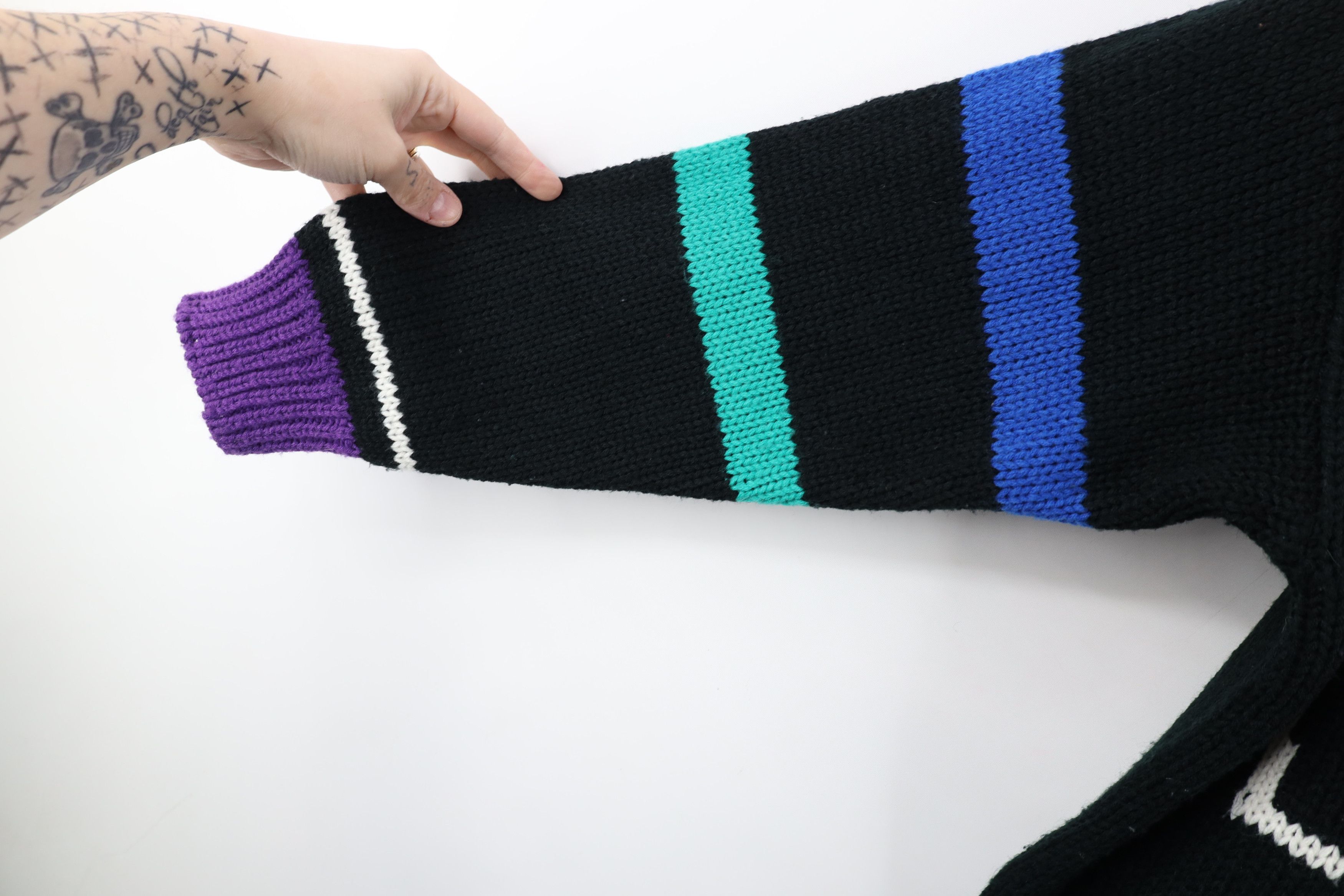 Vintage Vintage 90s Streetwear Block Boy Crazy Club Knit Sweater Size M / US 6-8 / IT 42-44 - 6 Thumbnail