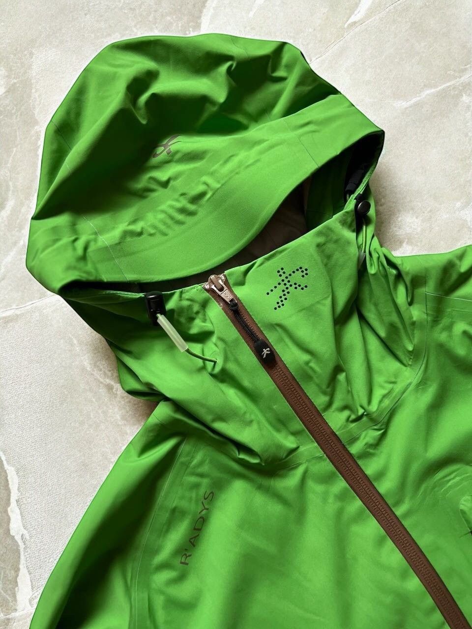 Vintage R'ADYS WINDBREAKER WATERPROOF jacket outdoor swiss hooded Size US L / EU 52-54 / 3 - 3 Thumbnail