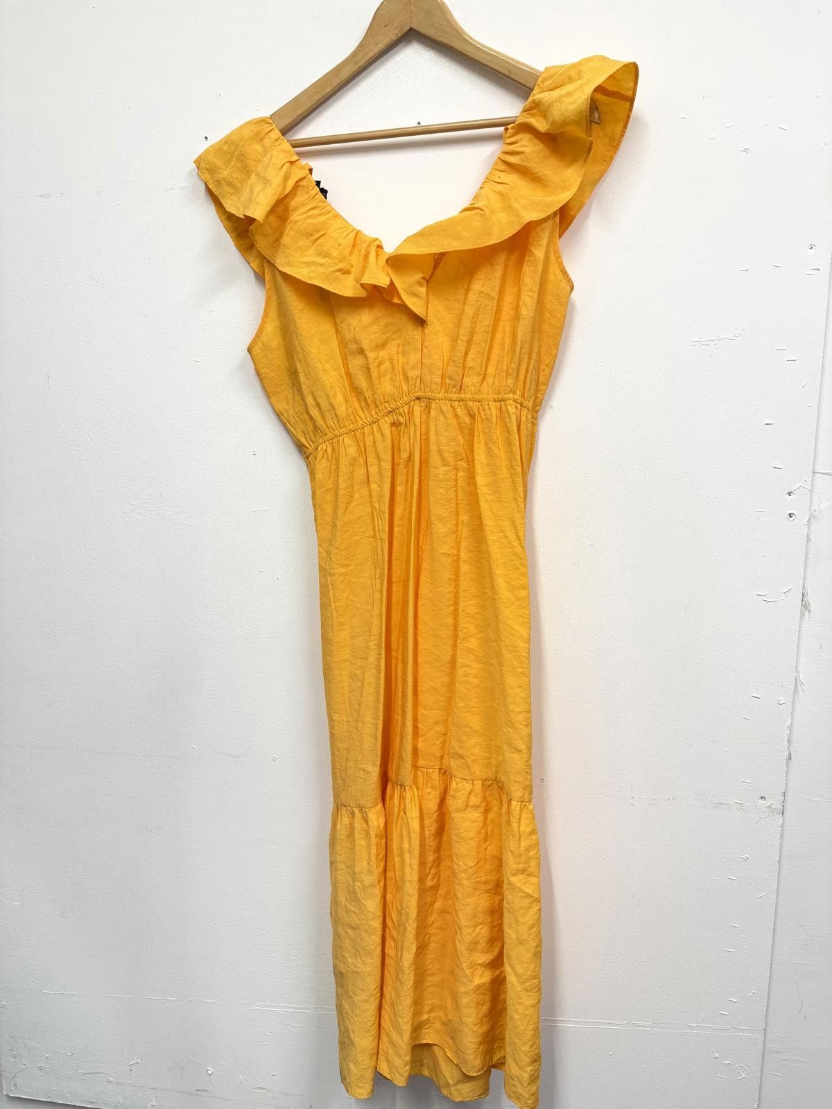 River Island Yellow Ruffle Maxi Dress Size UK 12 Size M / US 6-8 / IT 42-44 - 4 Thumbnail