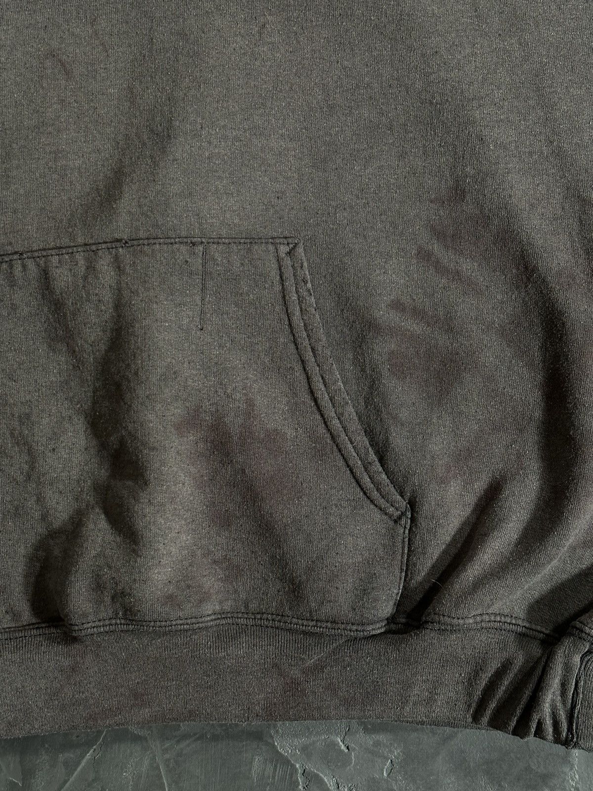 Vintage Faded trashed Hoodie made in America 90s Size US L / EU 52-54 / 3 - 4 Thumbnail