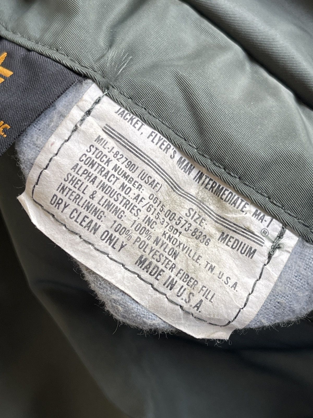 Alpha Industries Vintage Alpha Industries MA-1 Bomber Jacket Size US M / EU 48-50 / 2 - 16 Thumbnail