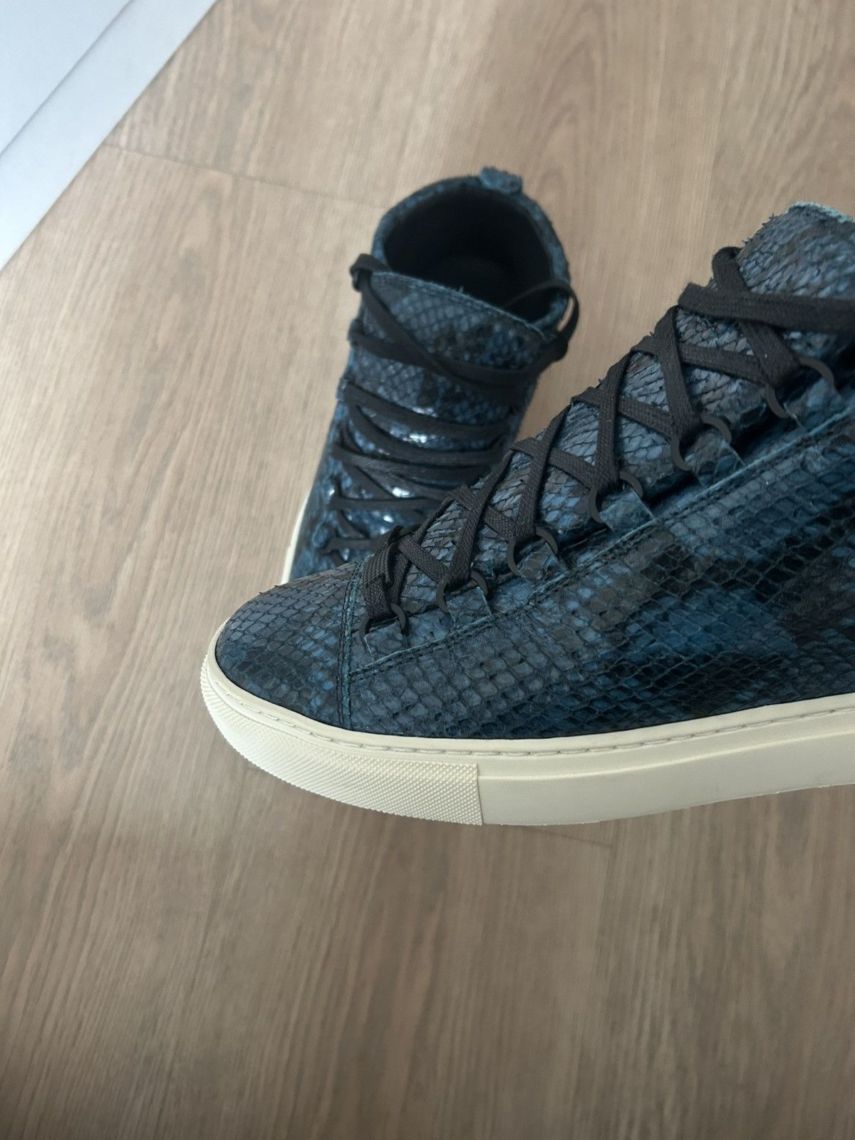 Balenciaga Balenciaga Arena Hightop Python Sneakers Size US 8 / EU 41 - 3 Thumbnail