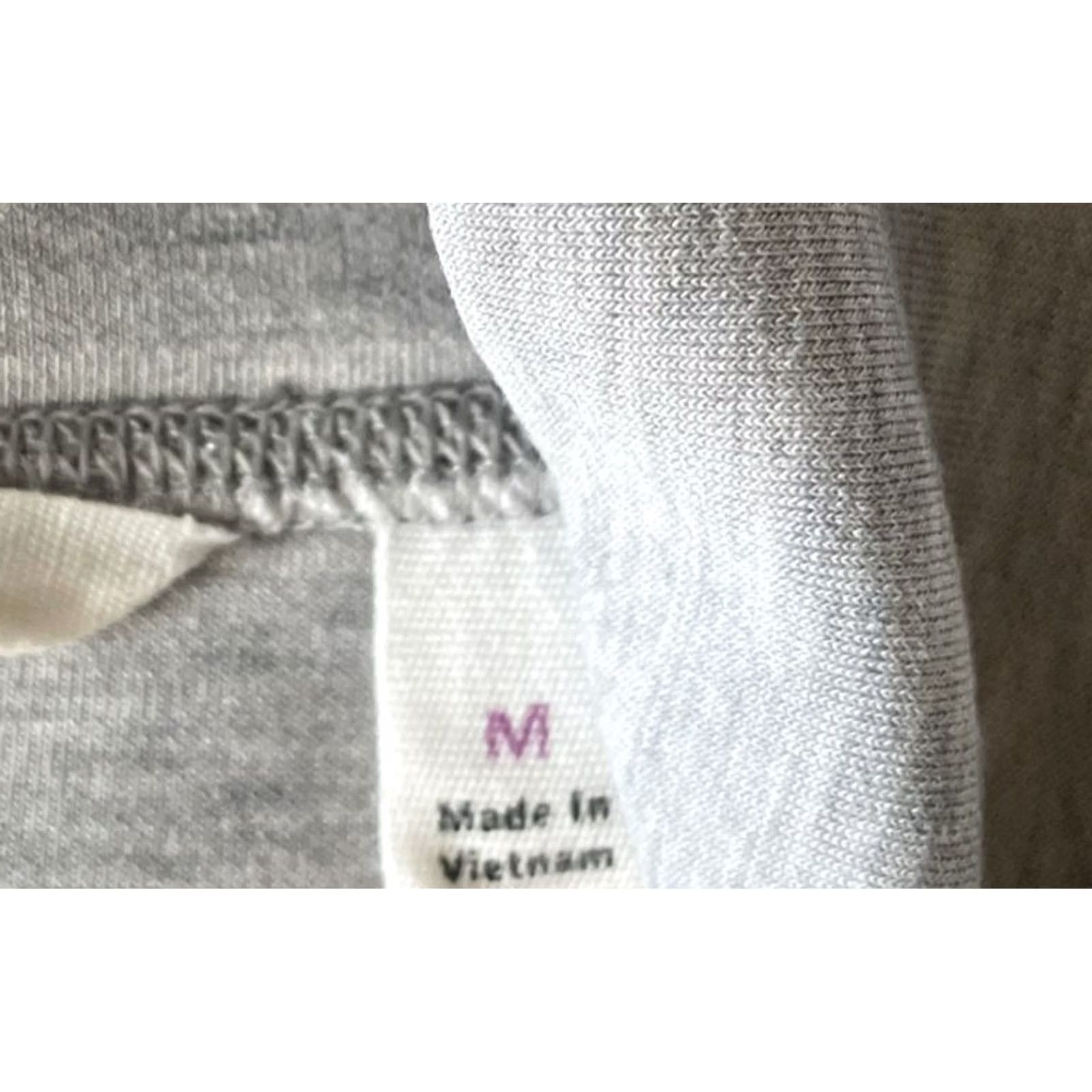 Athleta Athleta Sweater Pullover Gray Size M Women's Long Sleeve Classic Knit Size M / US 6-8 / IT 42-44 - 4 Thumbnail