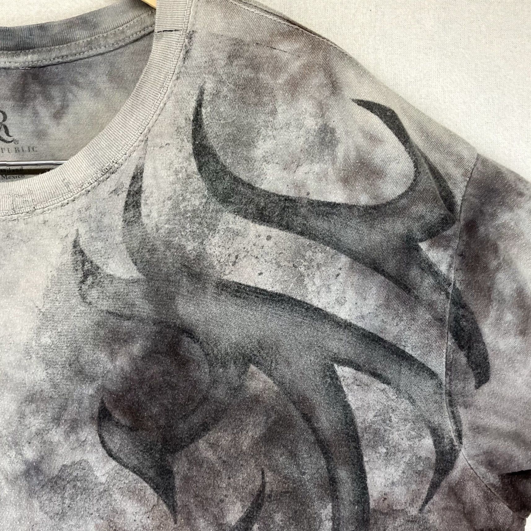 Vintage Rock Revival Men's T-Shirt Graphic Print Crew Neck Short Sleeve 2XL Gray Cotton Tribal Tattoo Aerosmith Rock USA 2000s Size US XXL / EU 58 / 5 - 4 Thumbnail