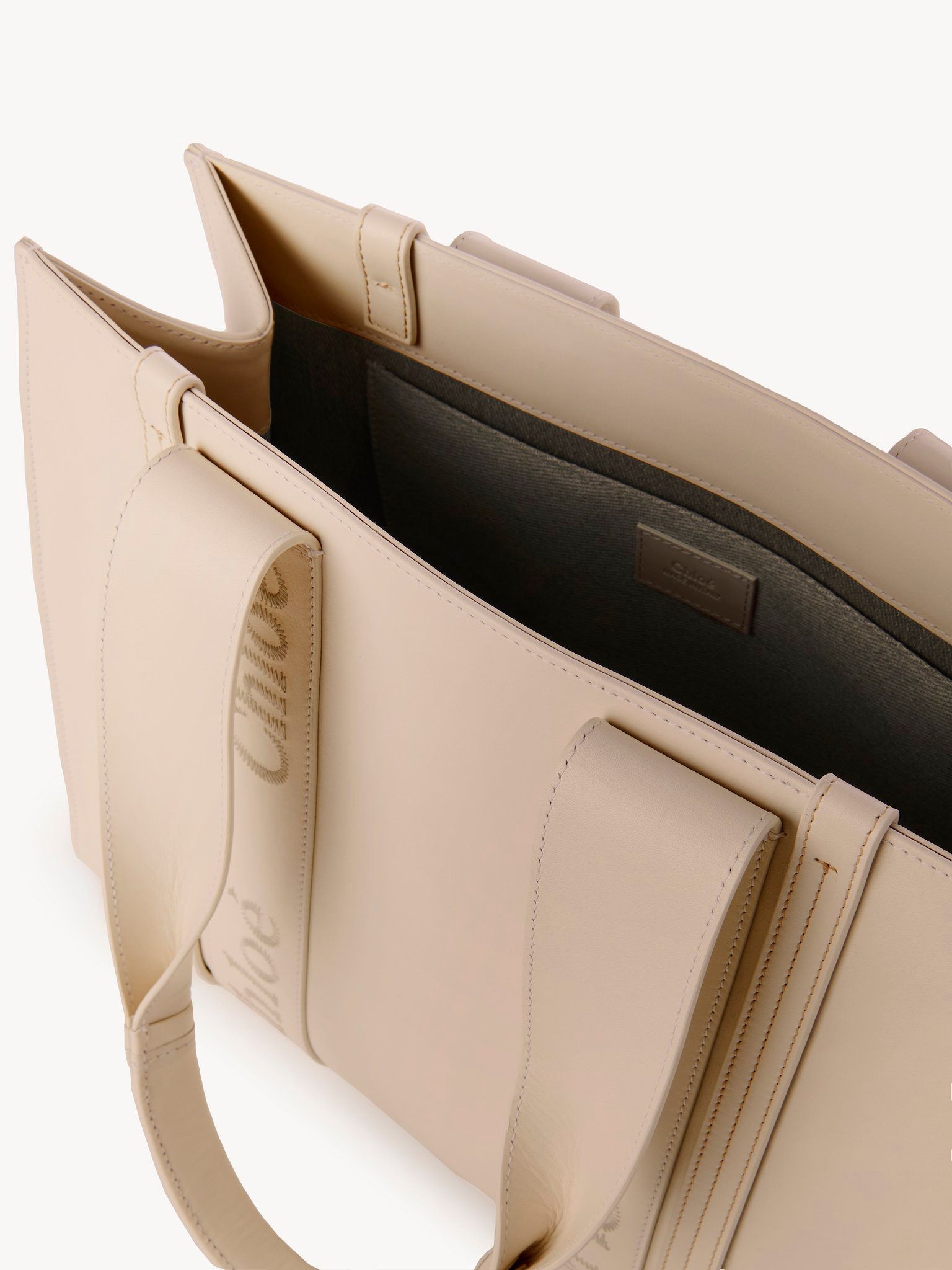Chloe o1loc1c10425 Size:OS / Woody Medium Bag in Cement Pink Size ONE SIZE - 7 Thumbnail