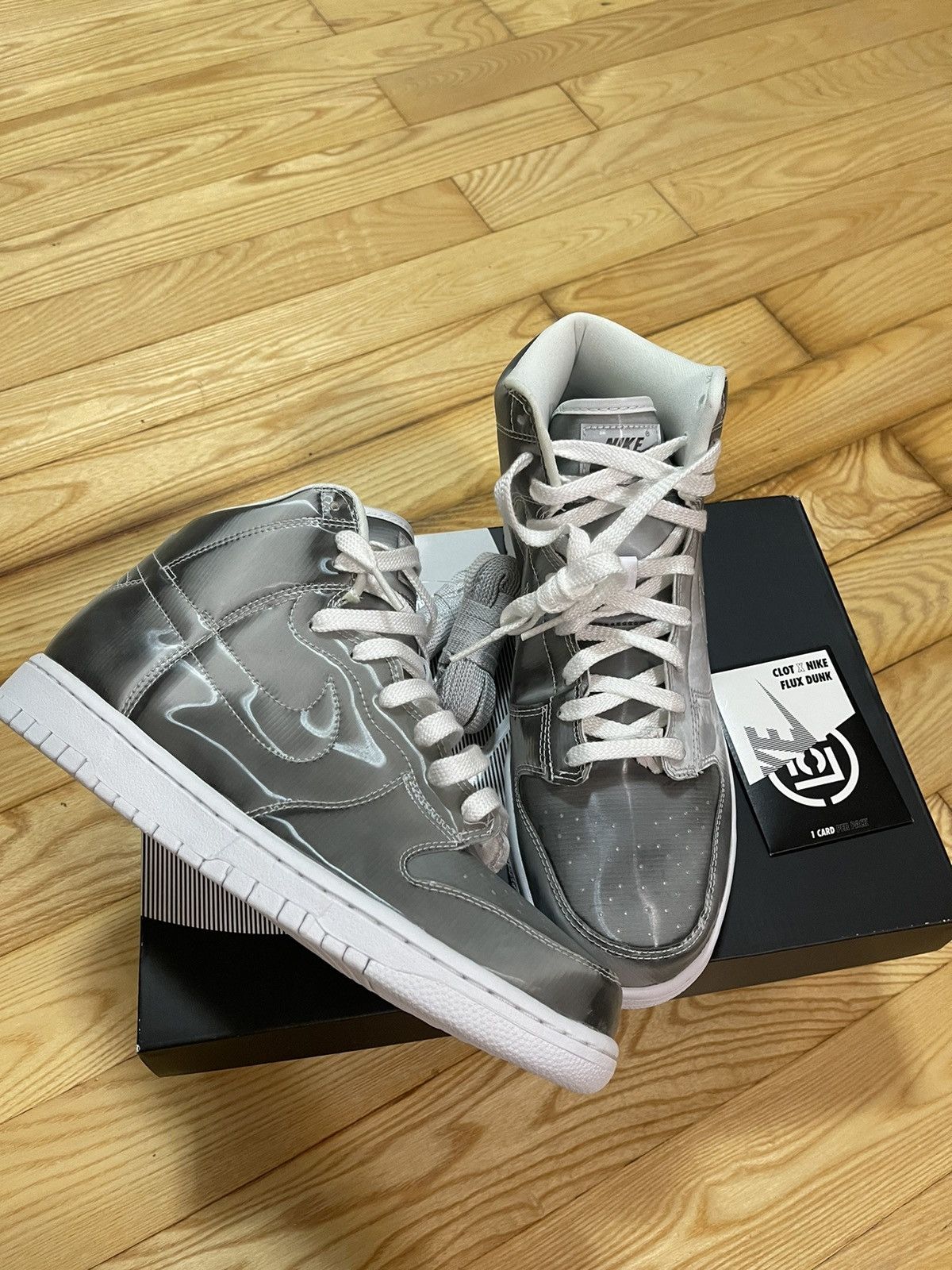 Nike Nike x Clot Metallic Silver Dunk Brand New (with Card) Size US 9 / EU 42 - 1 Thumbnail