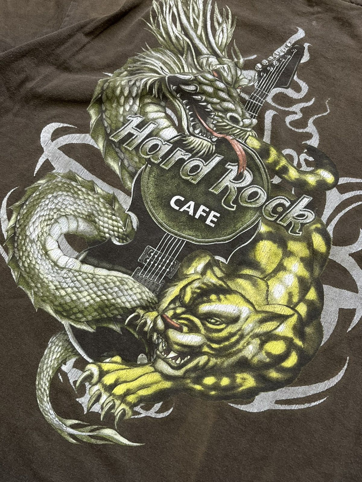 Hard Rock Cafe × Vintage Rare Hard Rock Hollywood Big Dragon Tiger Emblem T-shirt 90s Size US L / EU 52-54 / 3 - 2 Thumbnail