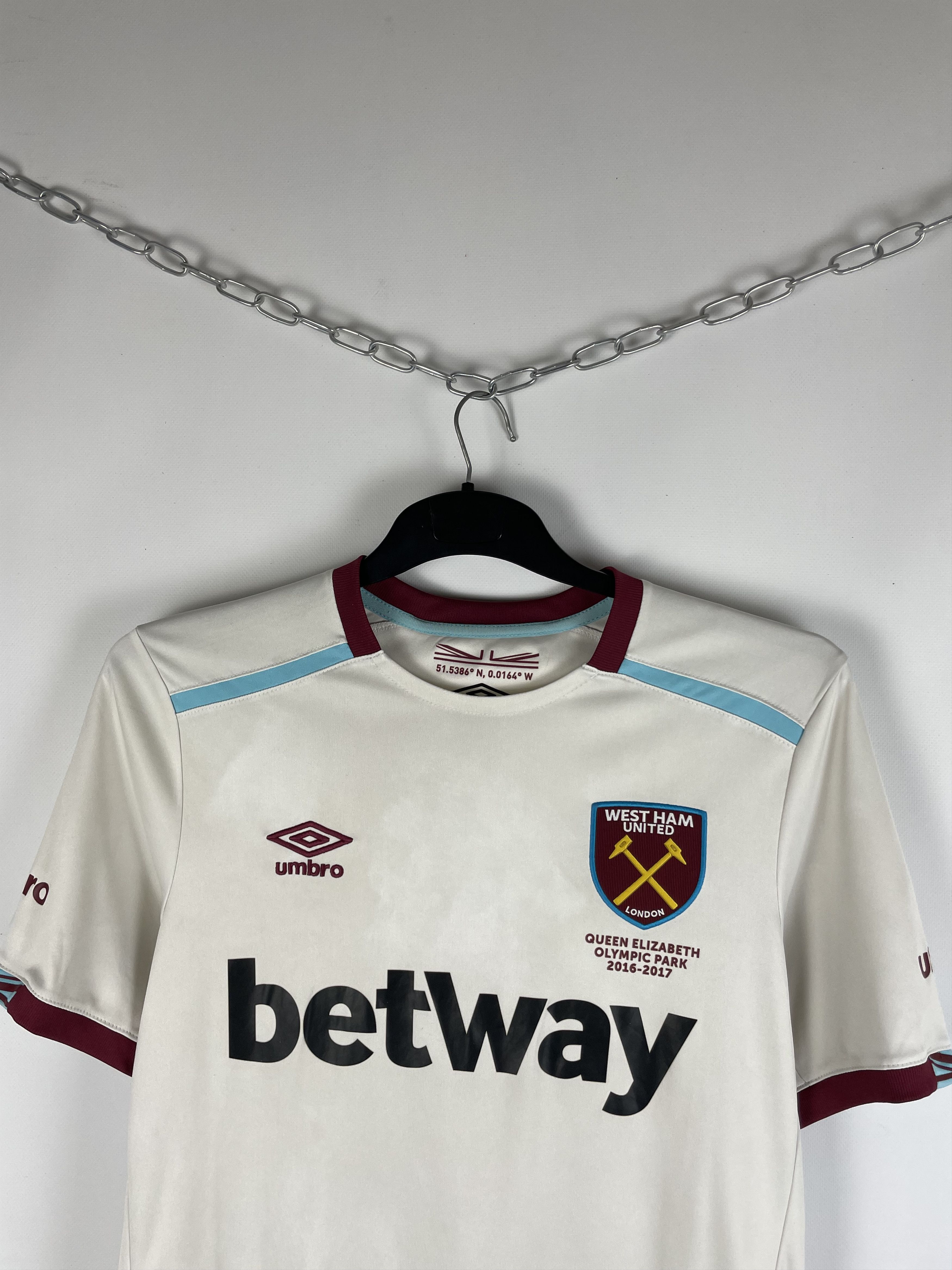 Umbro Umbro West Ham United Jersey Size US M / EU 48-50 / 2 - 3 Thumbnail