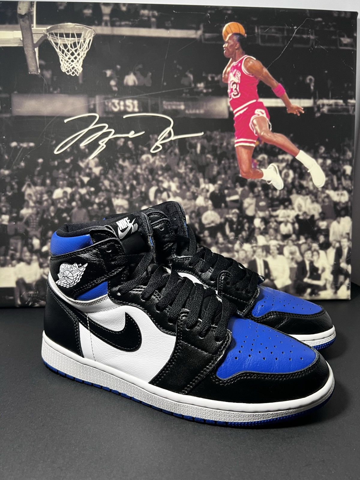 Jordan Brand Nike Air Jordan 1 Retro OG High Royal Toe Sz 9 OG ALL RARE🔥 Size US 9 / EU 42 - 3 Thumbnail