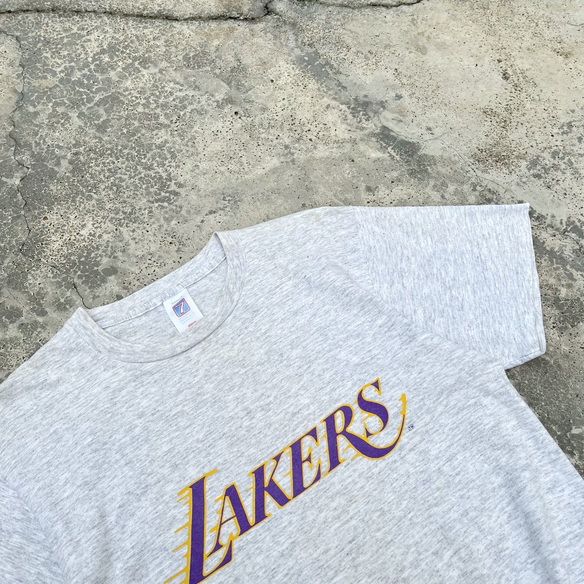 Vintage Vintage 90s Lakers NBA 1991 Kobe Bryant Made In Usa Size US M / EU 48-50 / 2 - 6 Thumbnail