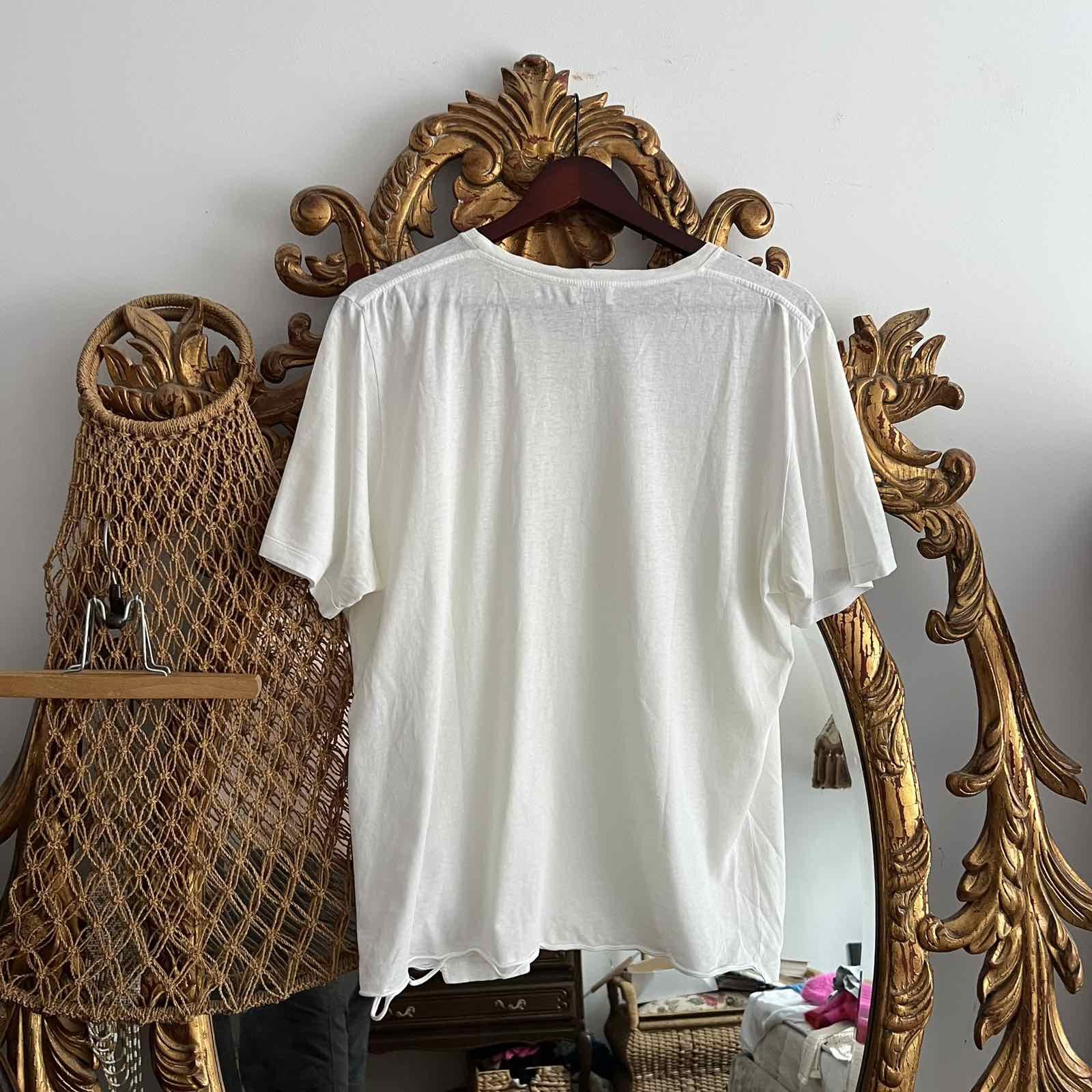 Designer × Saint Laurent Paris SAINT LAURENT Top Small White Signature Tee Size L / US 10 / IT 46 - 2 Thumbnail