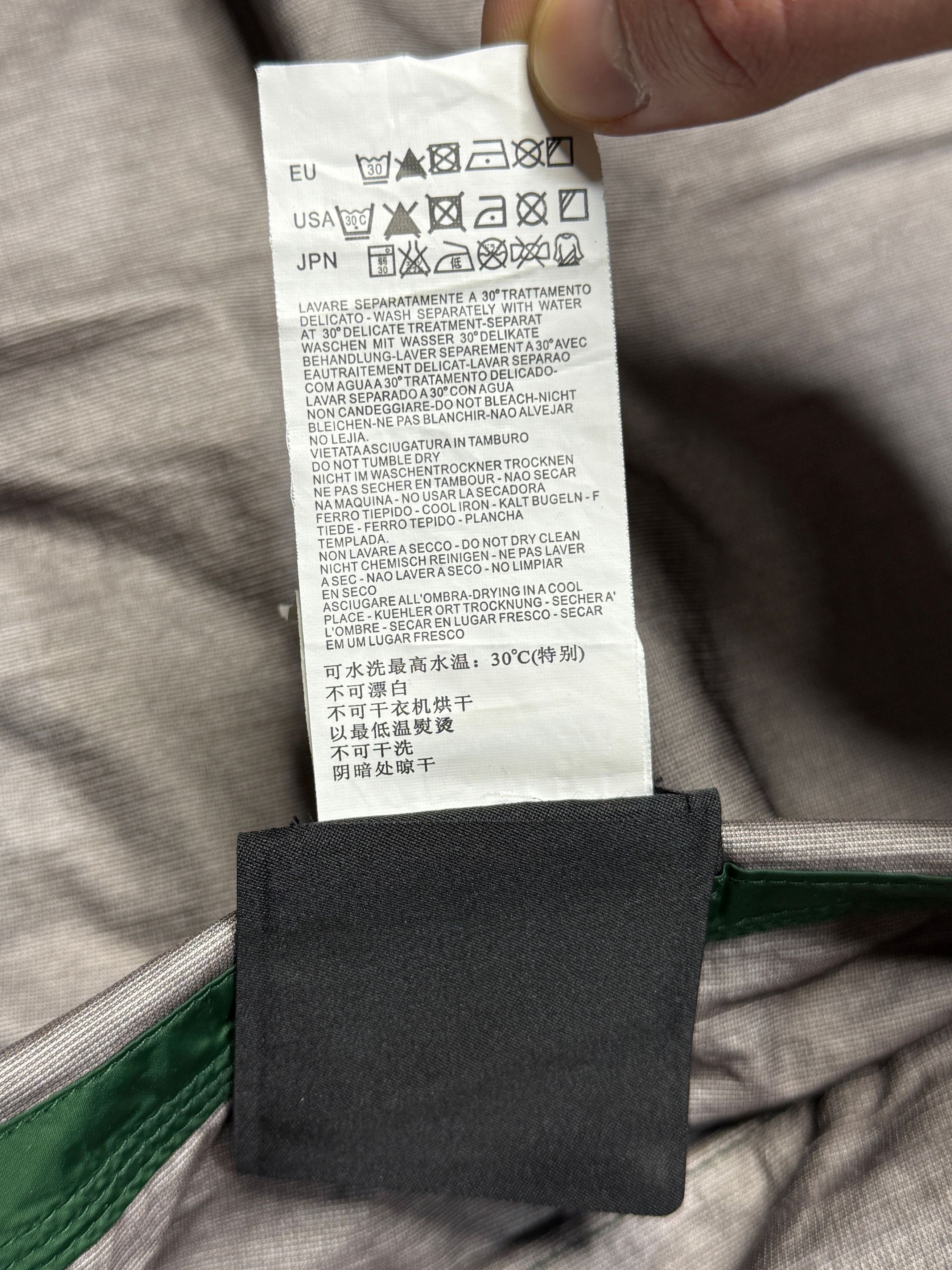 Stone Island Stone Island Micro Rip Stop 7 Den / Tyvek Shield Jacket Size US S / EU 44-46 / 1 - 12 Thumbnail