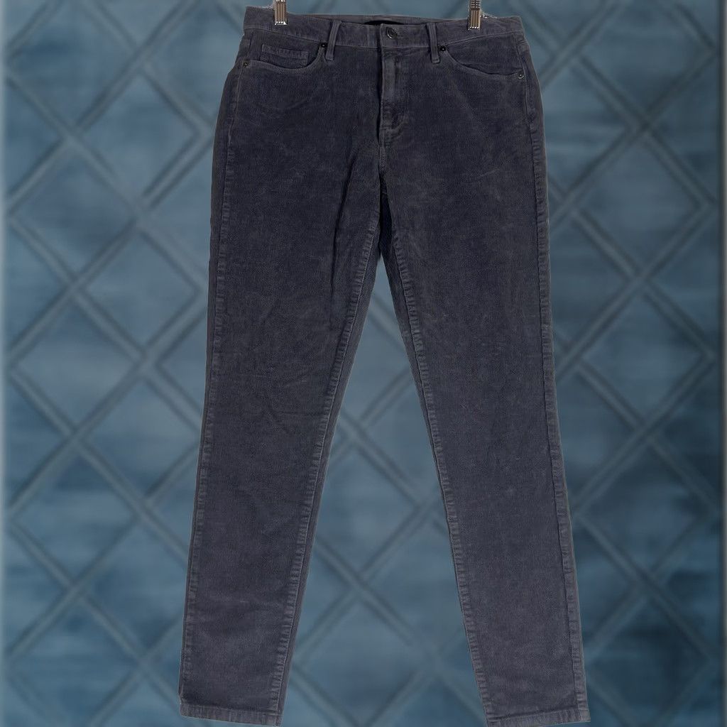 Banana Republic Banana Republic Womens Corduroy Pants Size 30L Gray Chino Casual Workwear Straight Pants Womens 30 Gray Corduroy Cotton Blend Spandex Regular 30L Size 30" / US 8 / IT 44 - 1 Thumbnail