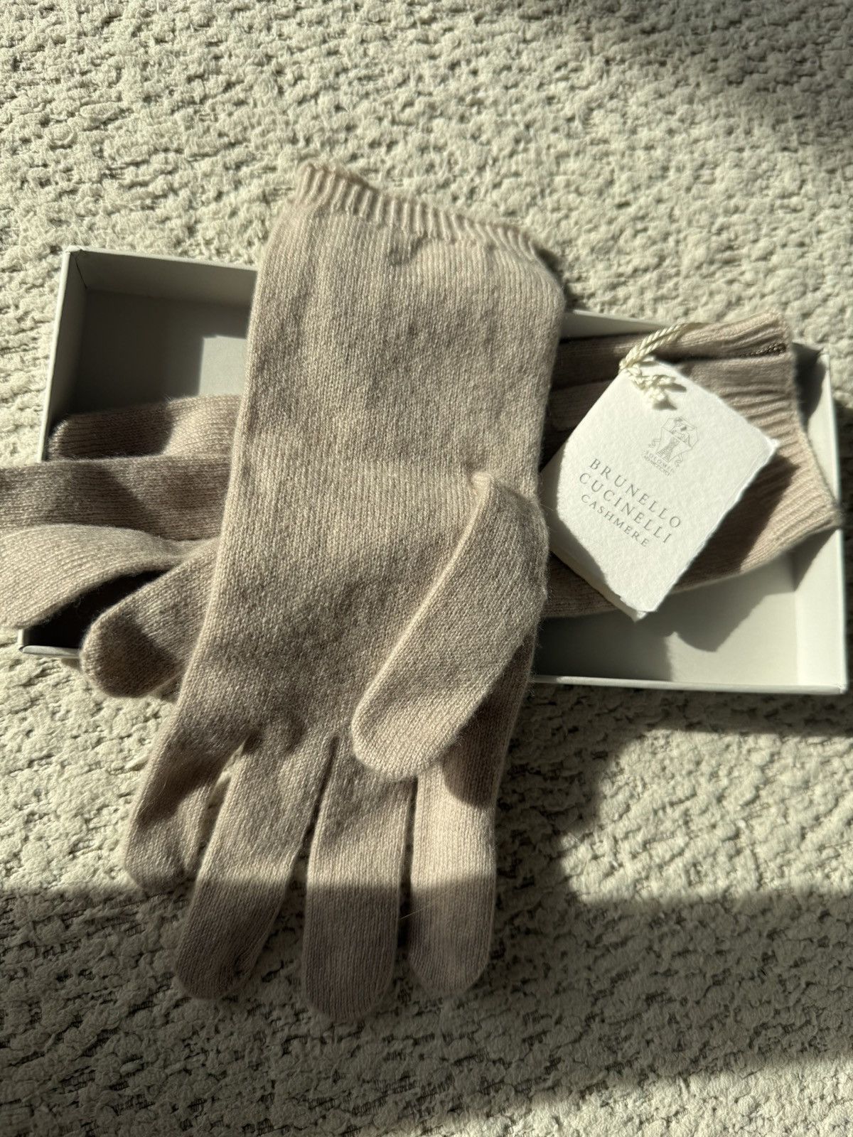 Brunello Cucinelli NWT Brunello Cucinelli Cashmere Glove w/ Monili Detai Size ONE SIZE - 4 Thumbnail