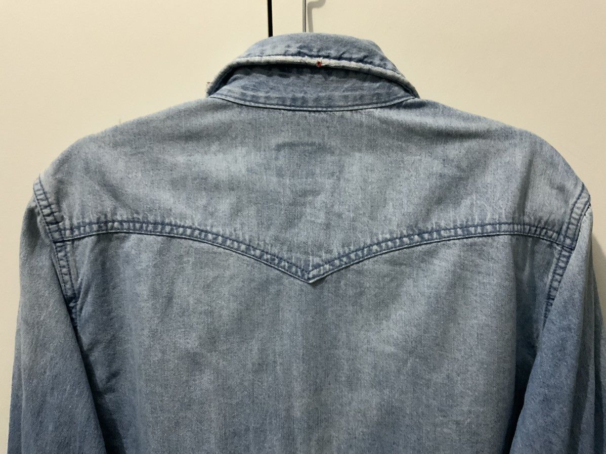 If Six Was Nine Mossimo Supply Co Distressed Denime Button Up Shirt Size US S / EU 44-46 / 1 - 6 Thumbnail