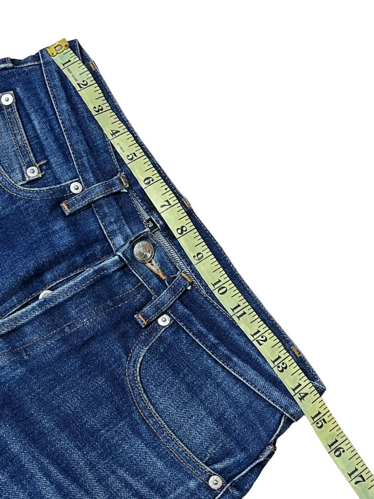 A.P.C. A.P.C NEW STANDARD BUTTON REDLINE SELVEDGE JEANS Size US 29 - 8 Thumbnail