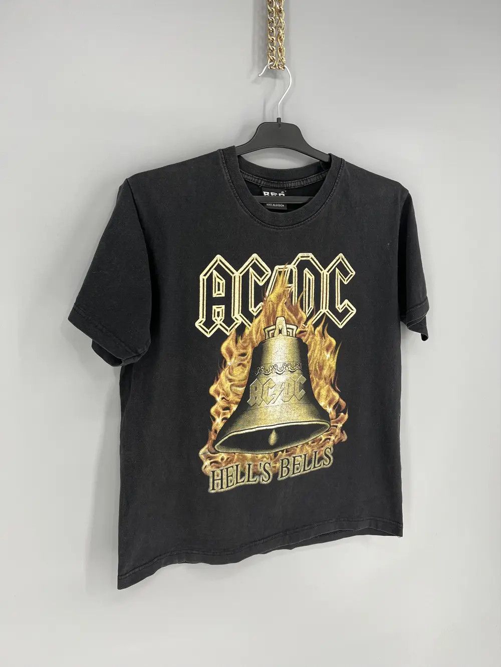 Band Tees Vintage Y2k ACDC Hells Bells heavy metal rock t shirt like Size US S / EU 44-46 / 1 - 2 Thumbnail