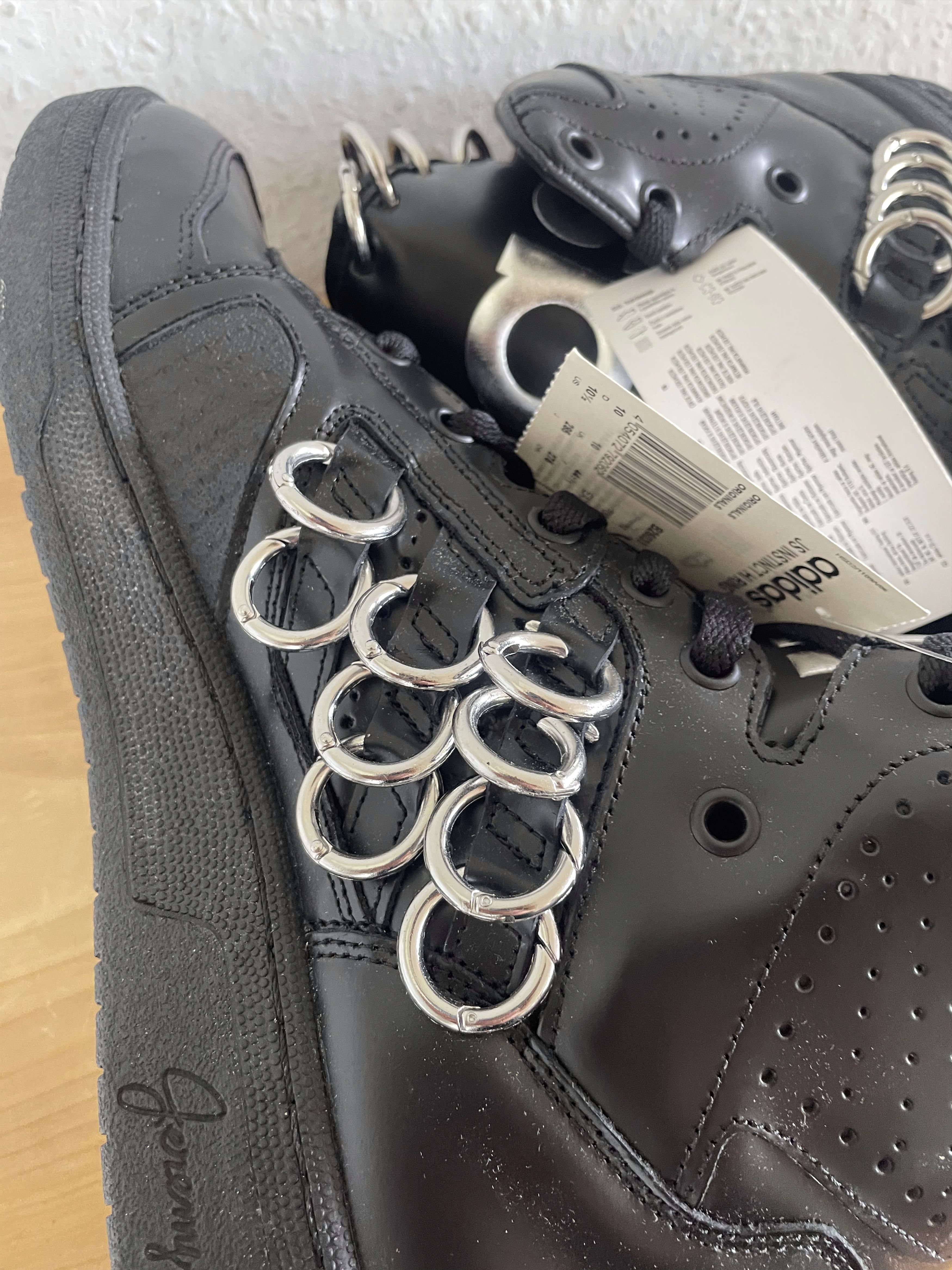 Adidas × Jeremy Scott JS Instinct Hi Ring Black Size US 10.5 / EU 43-44 - 9 Thumbnail