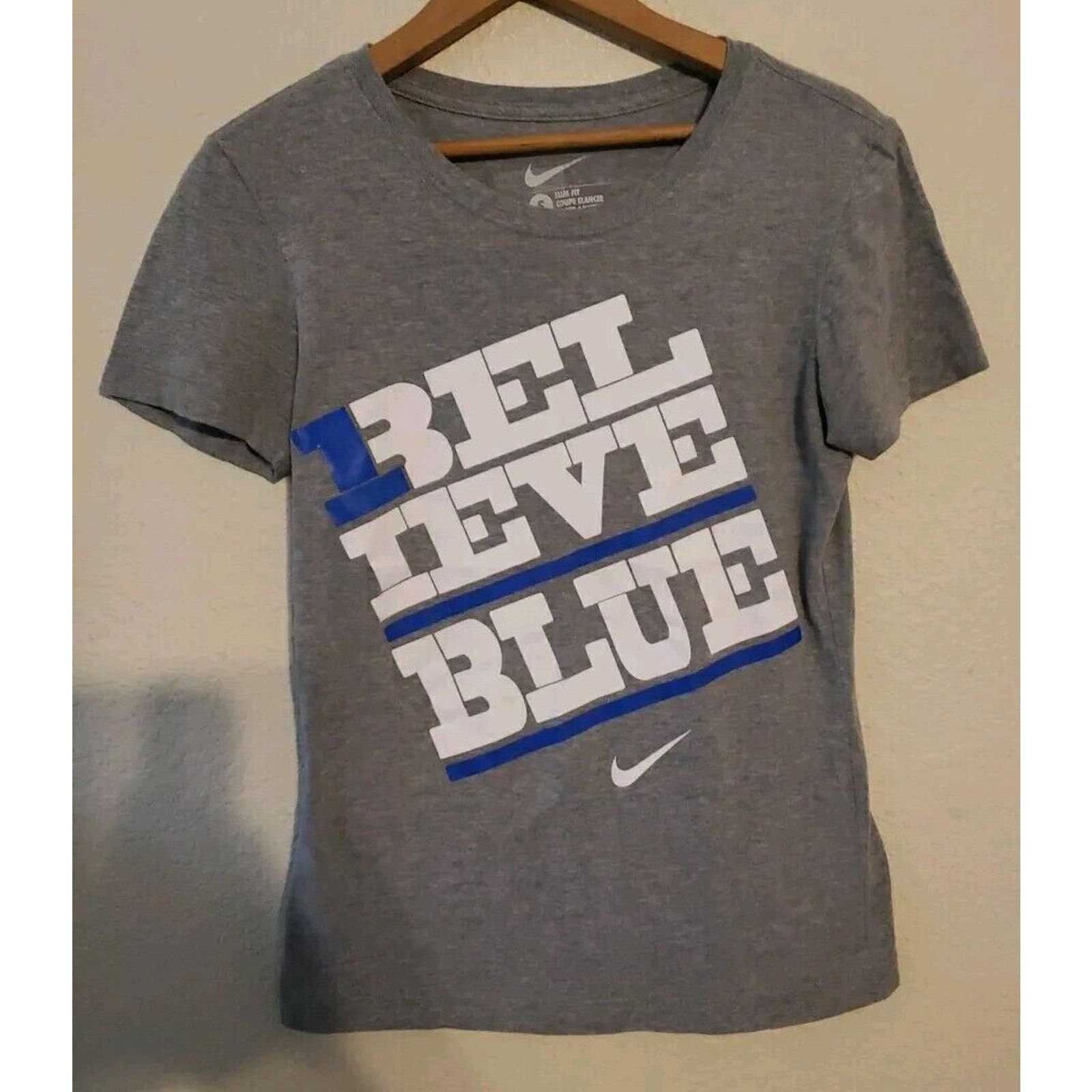 Nike Nike University Of Kentucky gray Women's Shirt Size SMALL Size S / US 4 / IT 40 - 1 Thumbnail