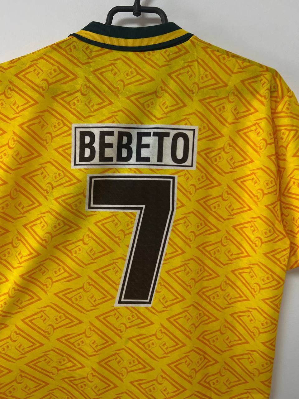 Other Vintage Brazil World Cup 1994/1995 Home #7 Bebeto Football L Size US L / EU 52-54 / 3 - 12 Thumbnail