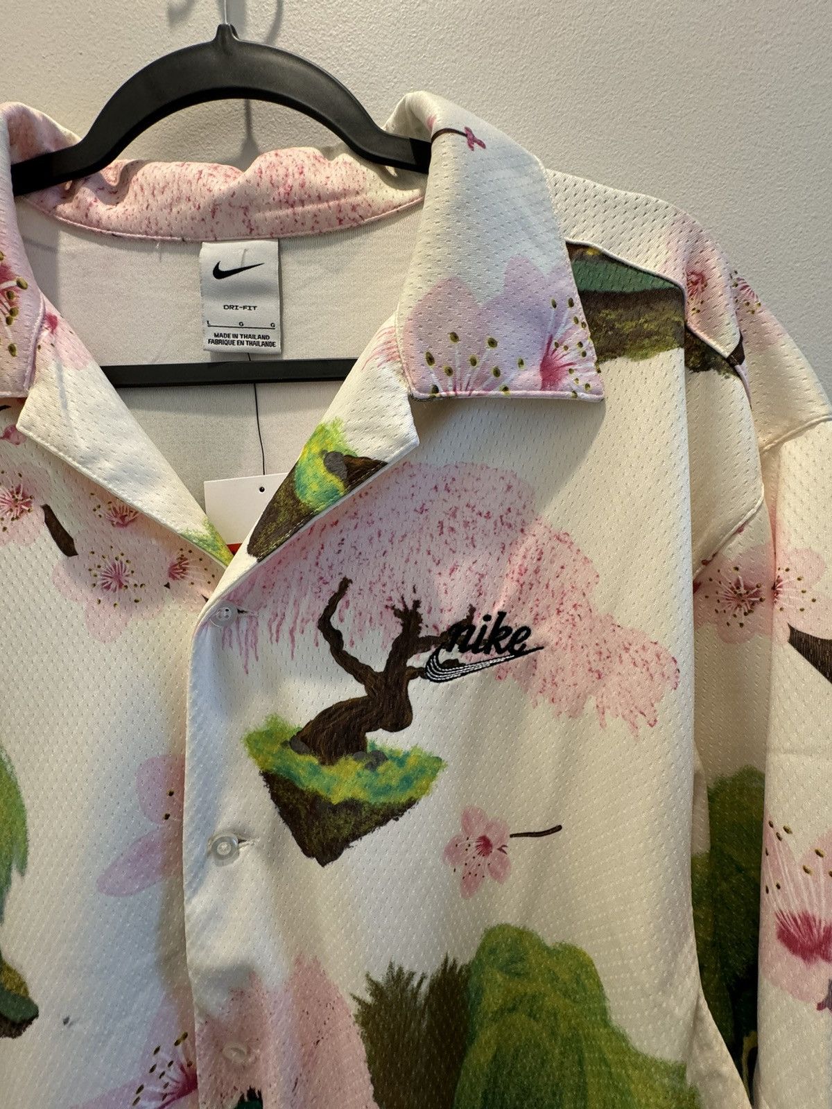 Nike Nike Cherry Blossom Mesh Button Up Shirt Size US L / EU 52-54 / 3 - 2 Thumbnail