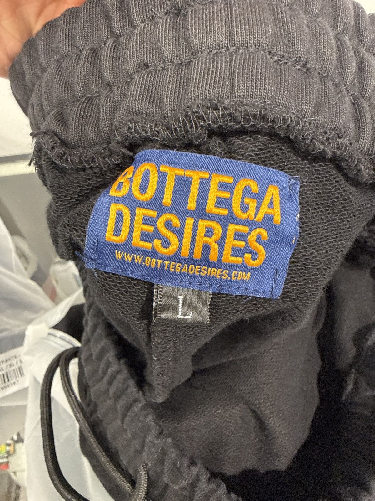 Bottega Desires Bottega Desires Tech Sweatpants Large Size US 34 / EU 50 - 2 Thumbnail