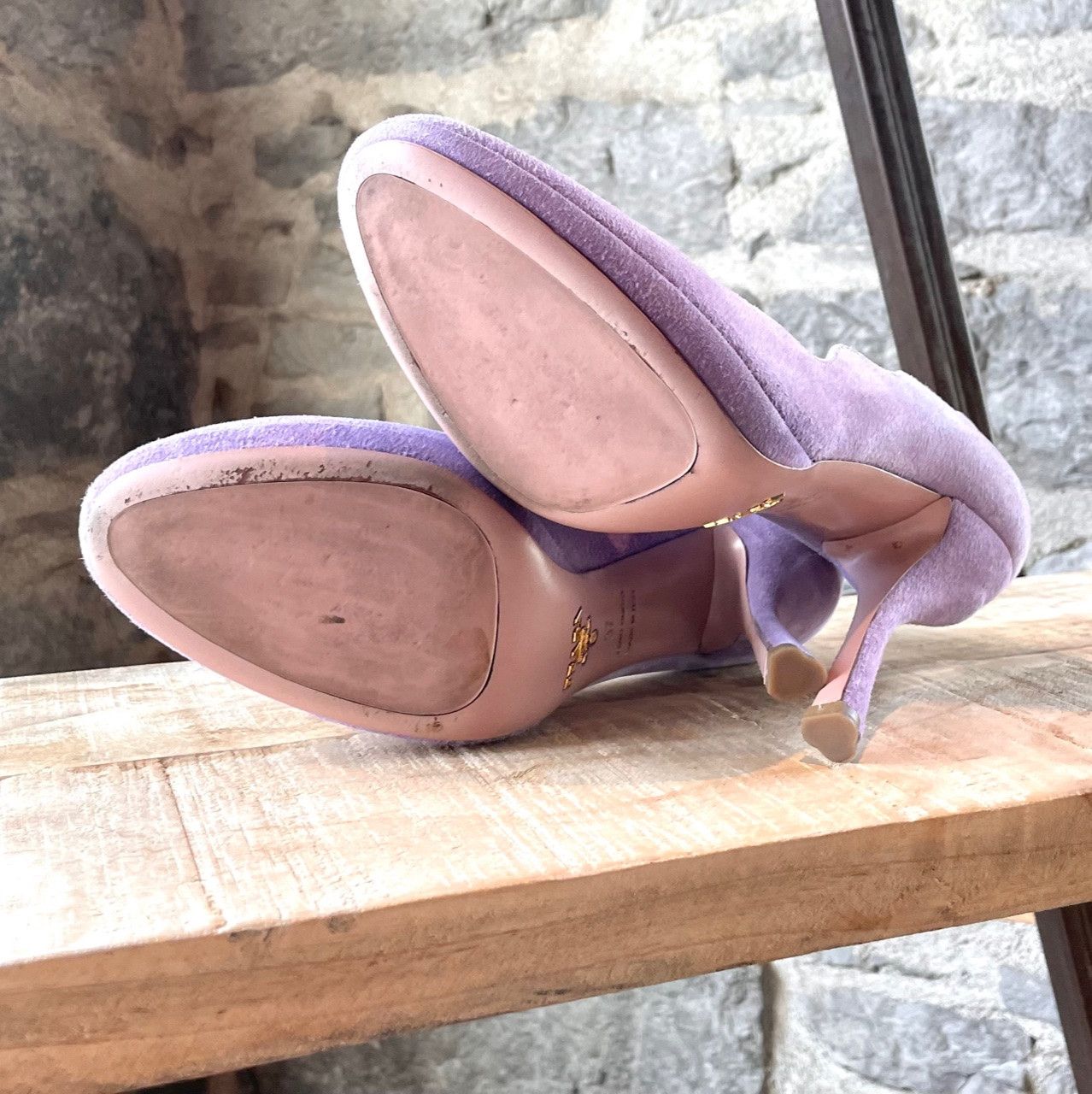 Prada Prada Lilac Suede Scallop Pumps Size US 7 / IT 37 - 8 Thumbnail