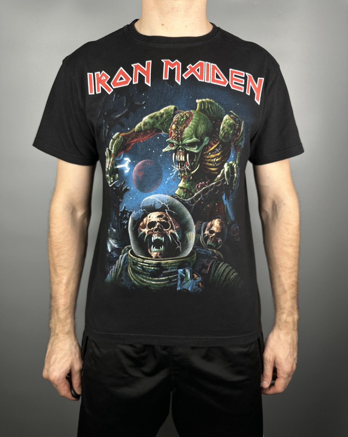 Band Tees Vintage Iron Maiden Final Frontier Graphic T Shirt Tee Rock Size US L / EU 52-54 / 3 - 3 Thumbnail