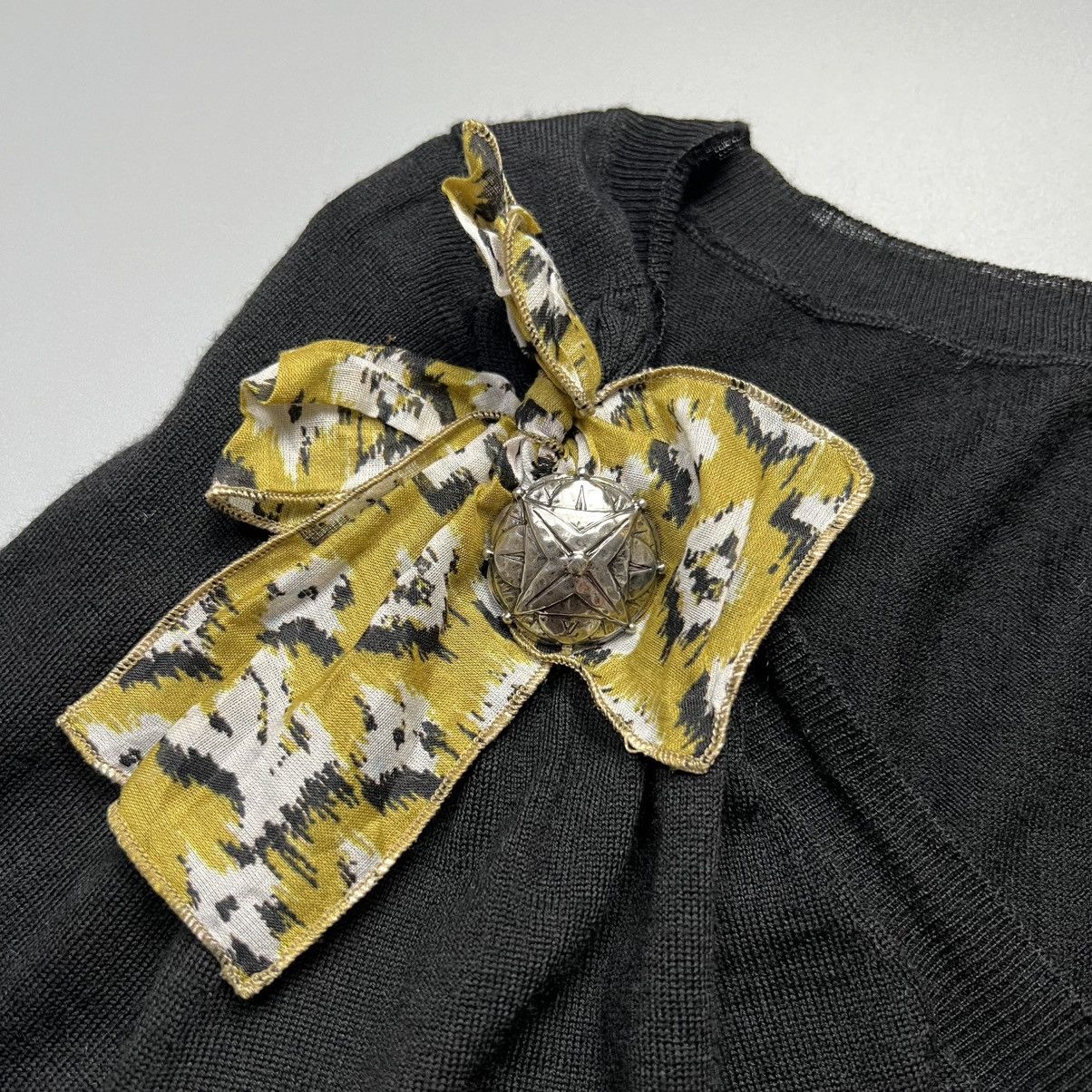 Louis Vuitton Louis Vuitton - LV Ribbon Brooch Wool - Sweatshirt Size M / US 6-8 / IT 42-44 - 7 Thumbnail