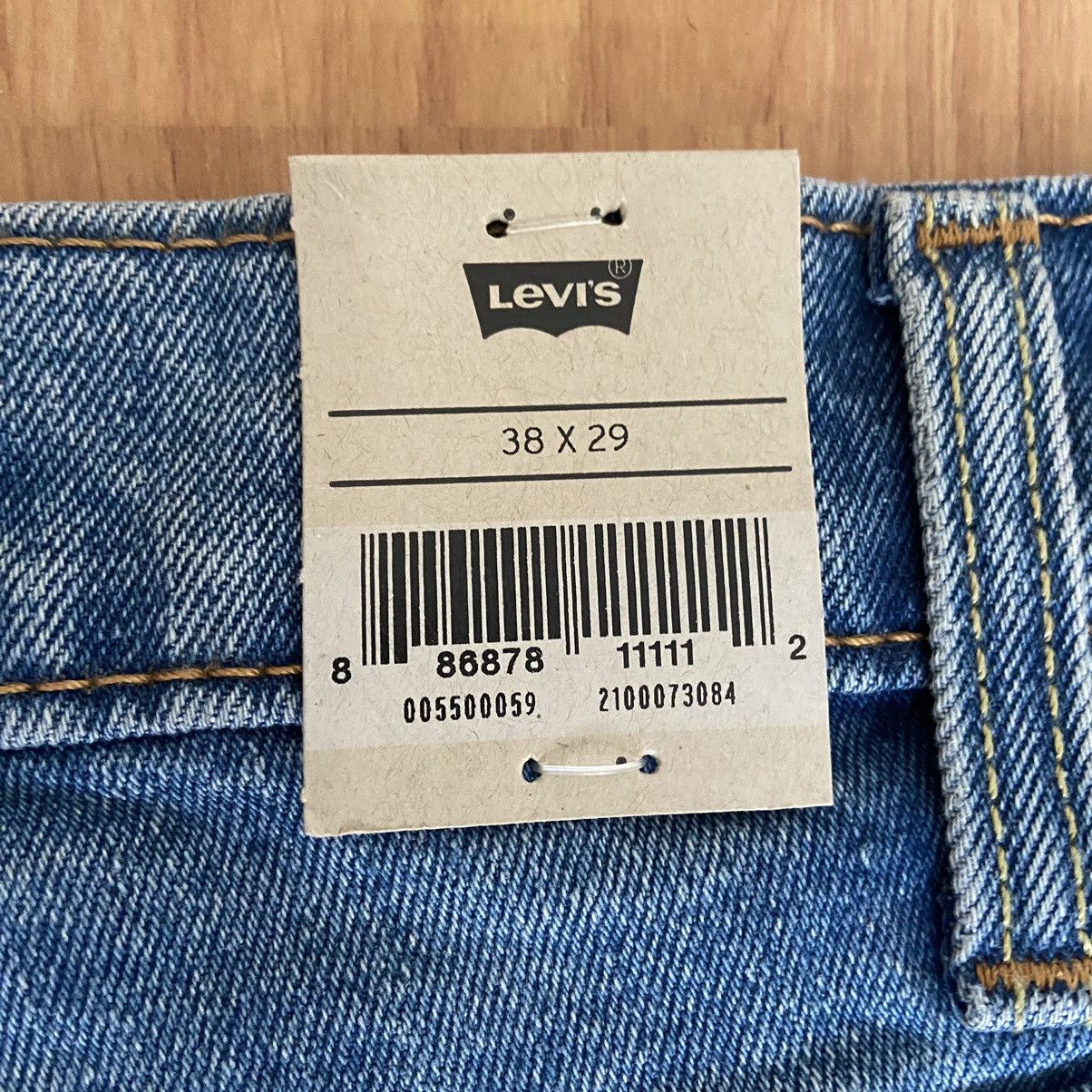 Levi's NWT Levi’s Men’s 550 Relaxed Jeans Size 38x29 Size US 38 / EU 54 - 11 Thumbnail