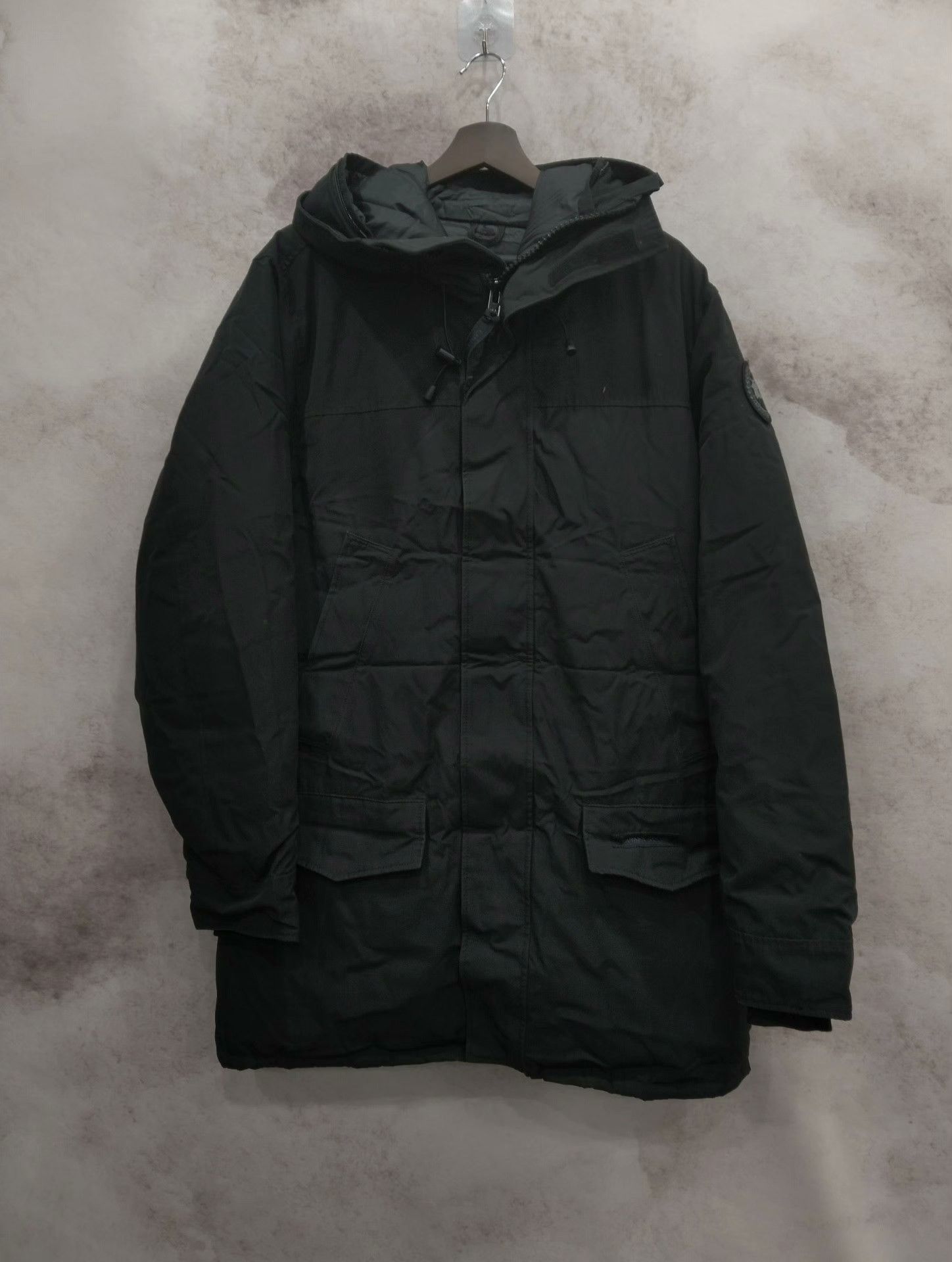 Canada Goose Canada Goose Down Heavy Coat L Men Size US L / EU 52-54 / 3 - 1 Thumbnail