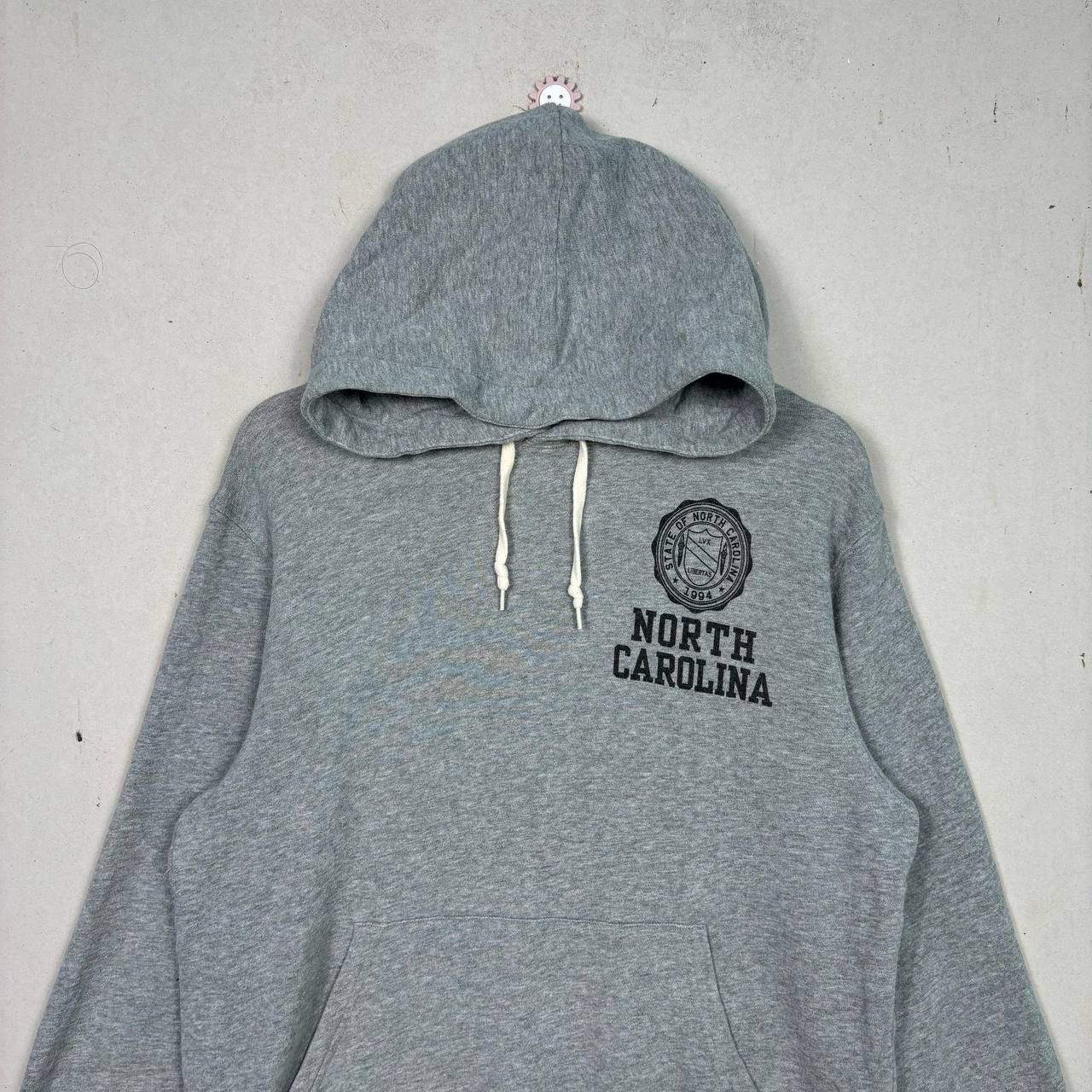 Champion Vintage Champion North Carolina Raleigh Hoodie Grey Medium Size US M / EU 48-50 / 2 - 3 Thumbnail