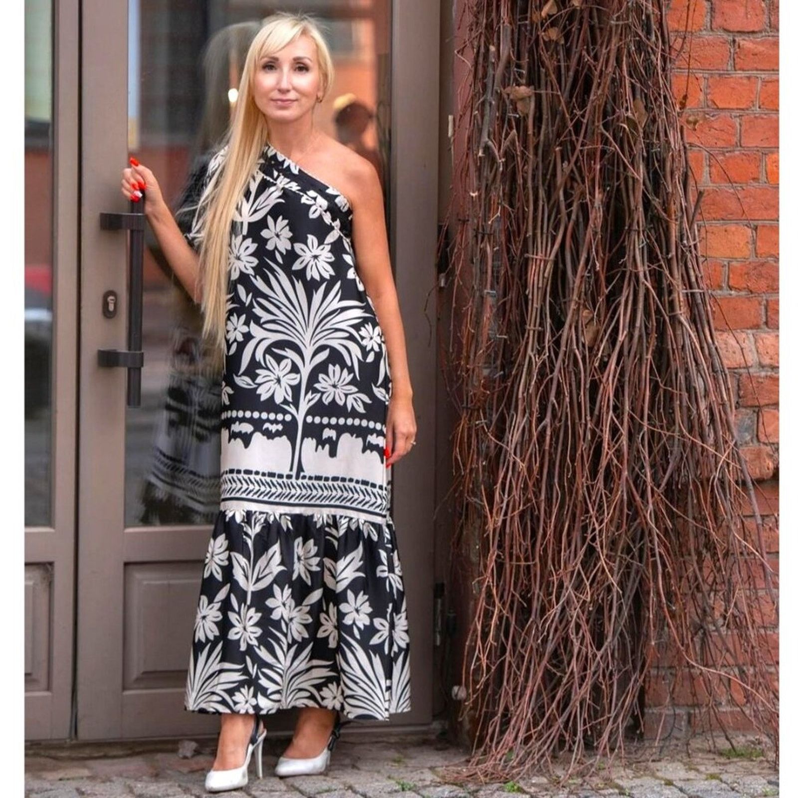 MANGO Asymmetric Floral Midi Dress NWT Black White Rare