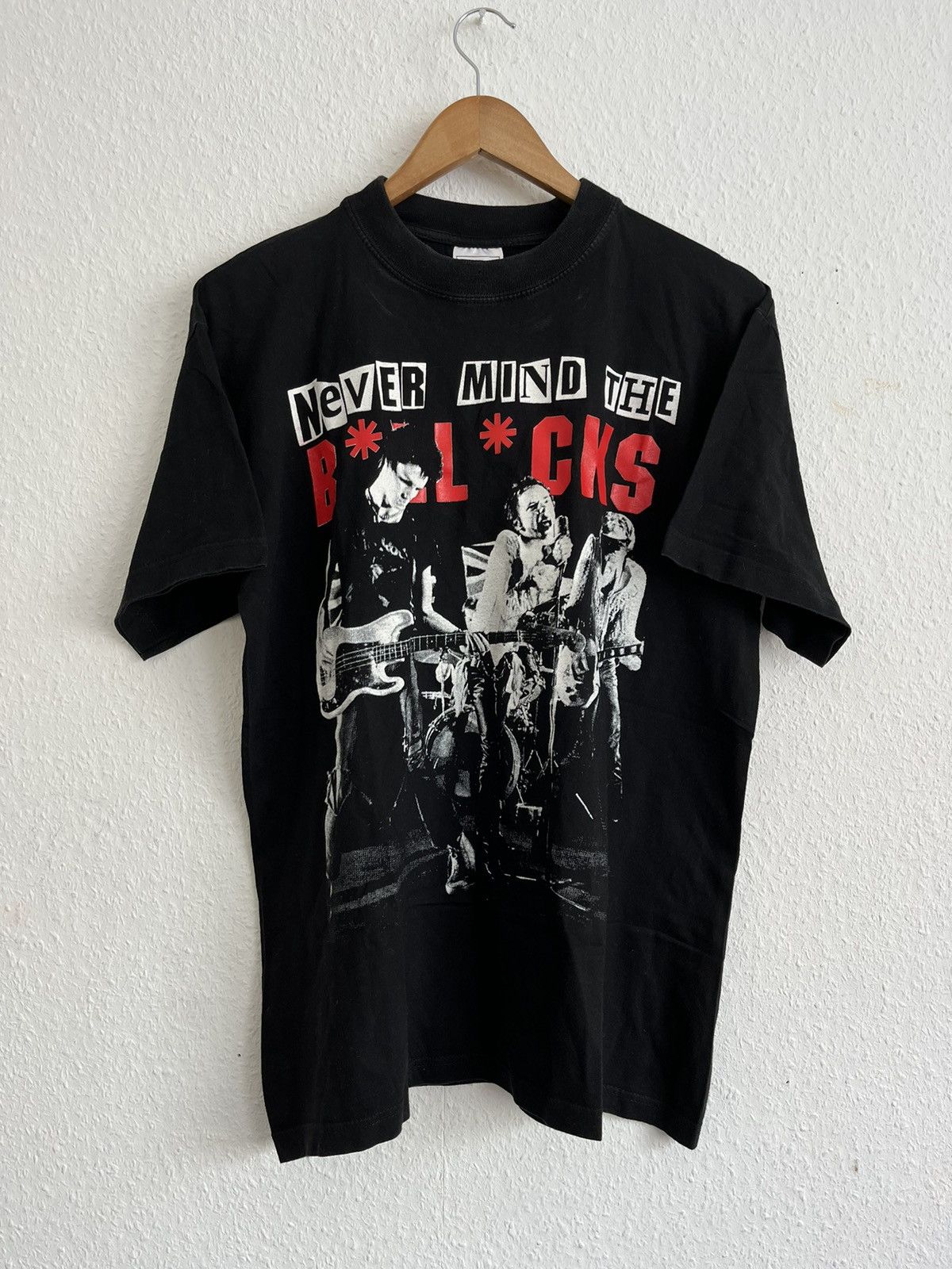 image of Band Tees x Vintage Sex Pistols Band Never Mind The Bollocks 00’S T-Shirt in Black (Size Medium)