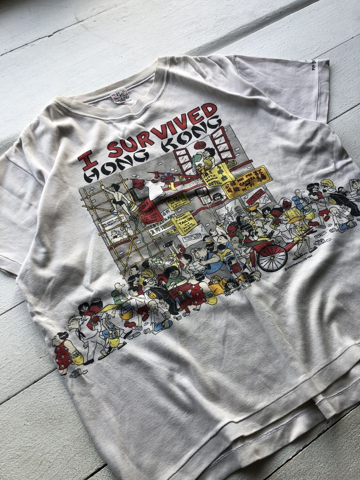 Band Tees I SURVIVED HONG KONG DIM SUM SINGLE STITCH T-SHIRT 90s Size US L / EU 52-54 / 3 - 2 Thumbnail
