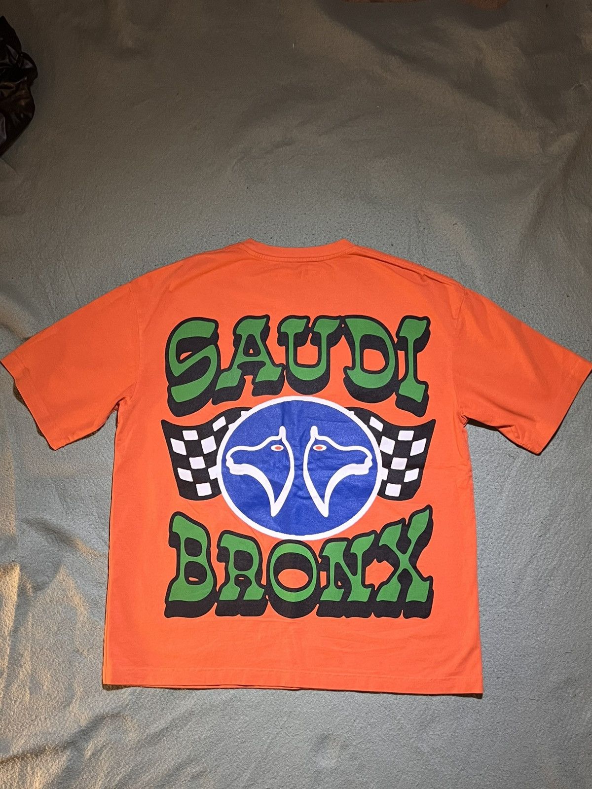 Other Orange Saudia Bronx men's tshirt. Never worn Size US L / EU 52-54 / 3 - 4 Thumbnail