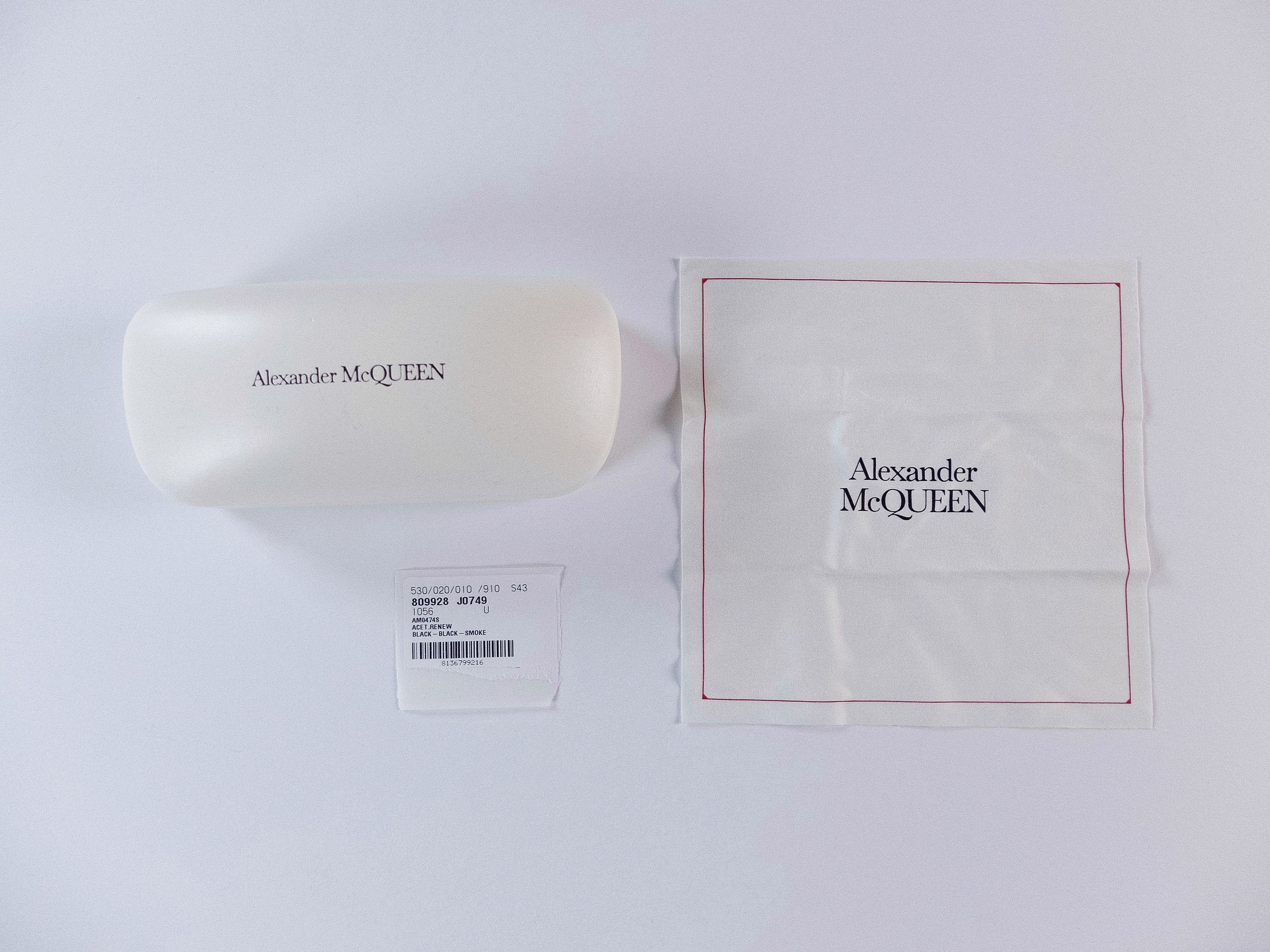 Alexander McQueen ALEXANDER MCQUEEN black rectangular acetate sunglasses Size ONE SIZE - 11 Thumbnail