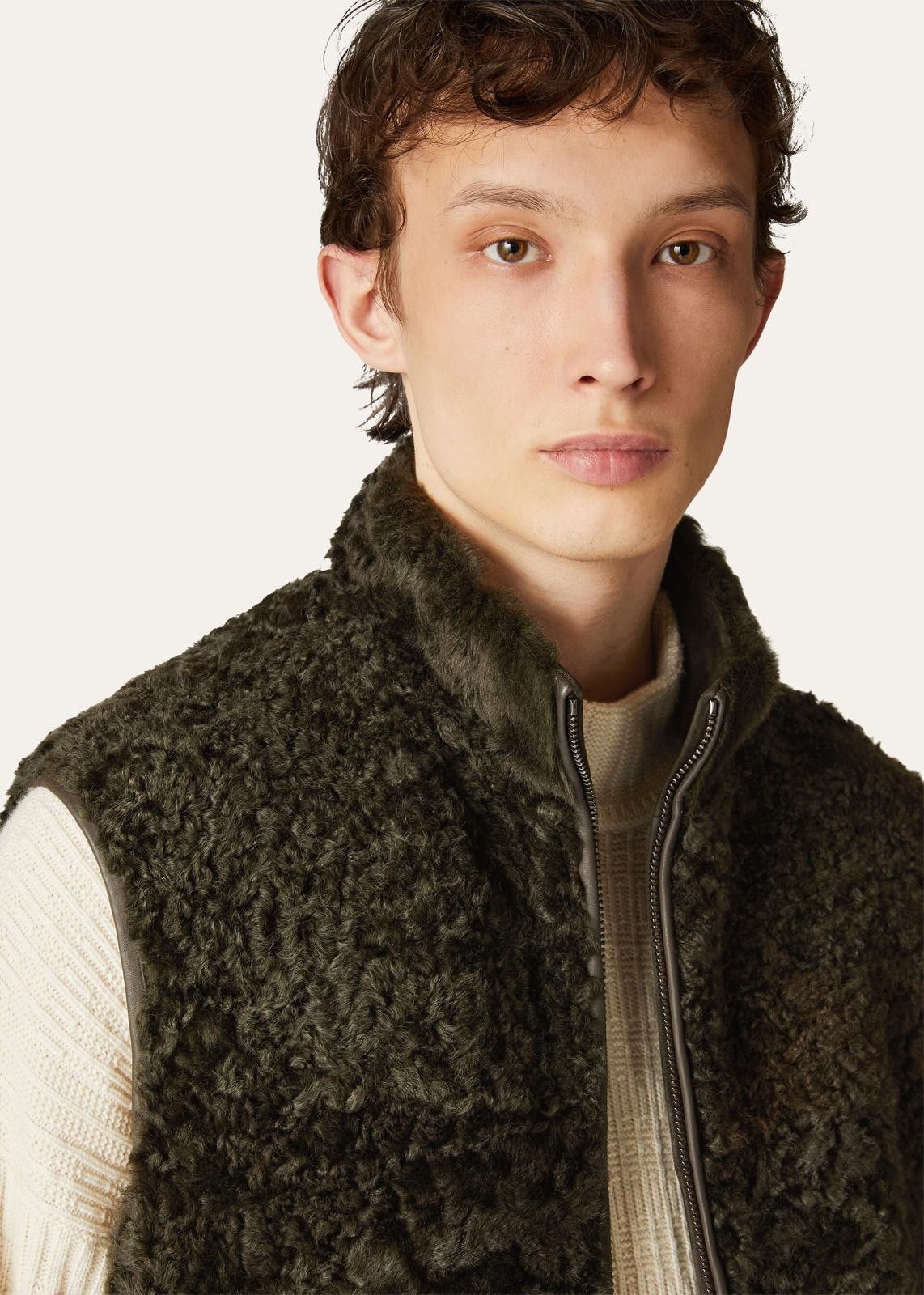 Loro Piana o1srvl11e1224 Shearling Marlin Vest in Green Size US S / EU 44-46 / 1 - 7 Thumbnail