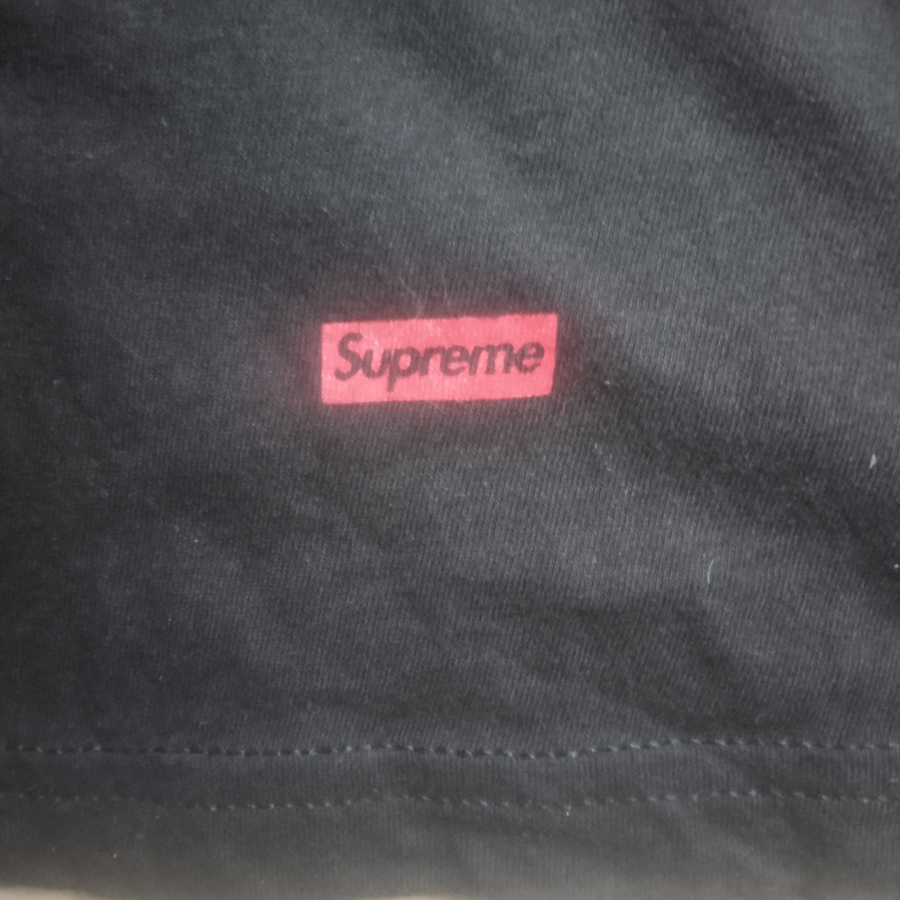 Hanes × Supreme Supreme x Hanes small box logo t shirt Size US M / EU 48-50 / 2 - 2 Thumbnail