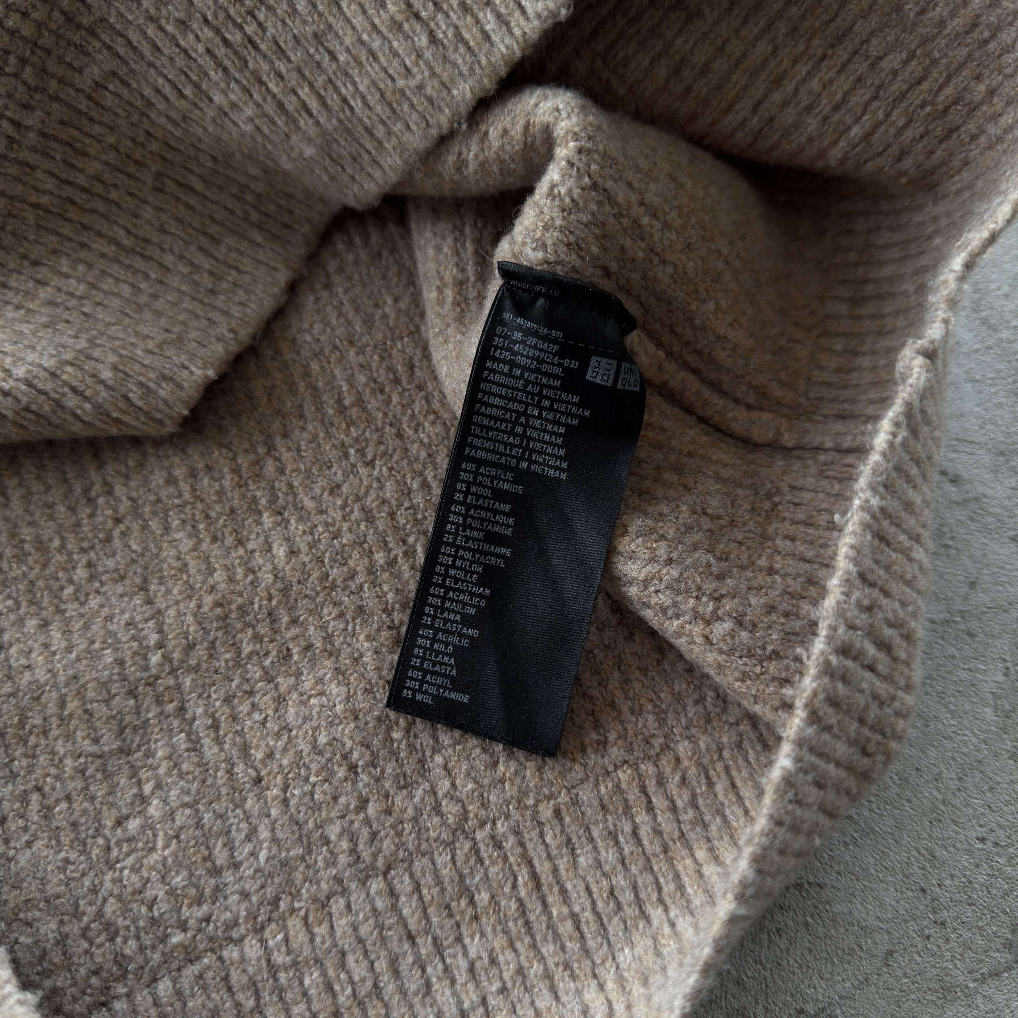 Uniqlo Vintage Uniqlo Mock Neck Knit Sweater Tan Pullover Wool Size US XL / EU 56 / 4 - 6 Thumbnail