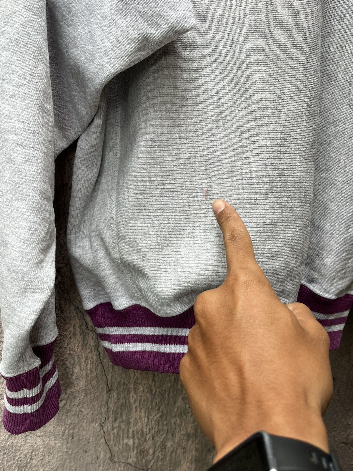 Champion 90's Champion Reverse Weave emboirdered Size US M / EU 48-50 / 2 - 4 Thumbnail